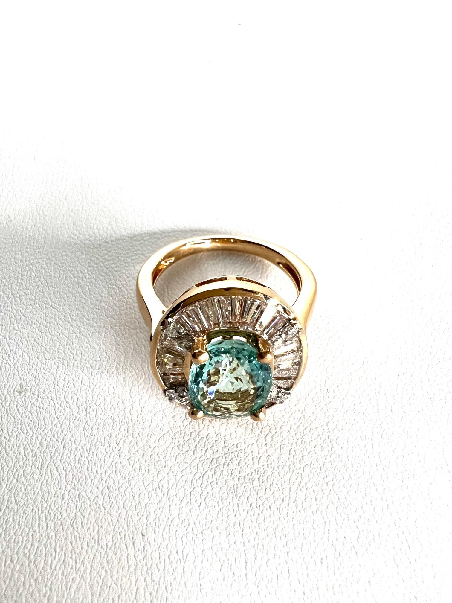 Ring in 18k Red Gold with Paraiba Tourmaline and Diamonds In New Condition For Sale In Idar-Oberstein, DE