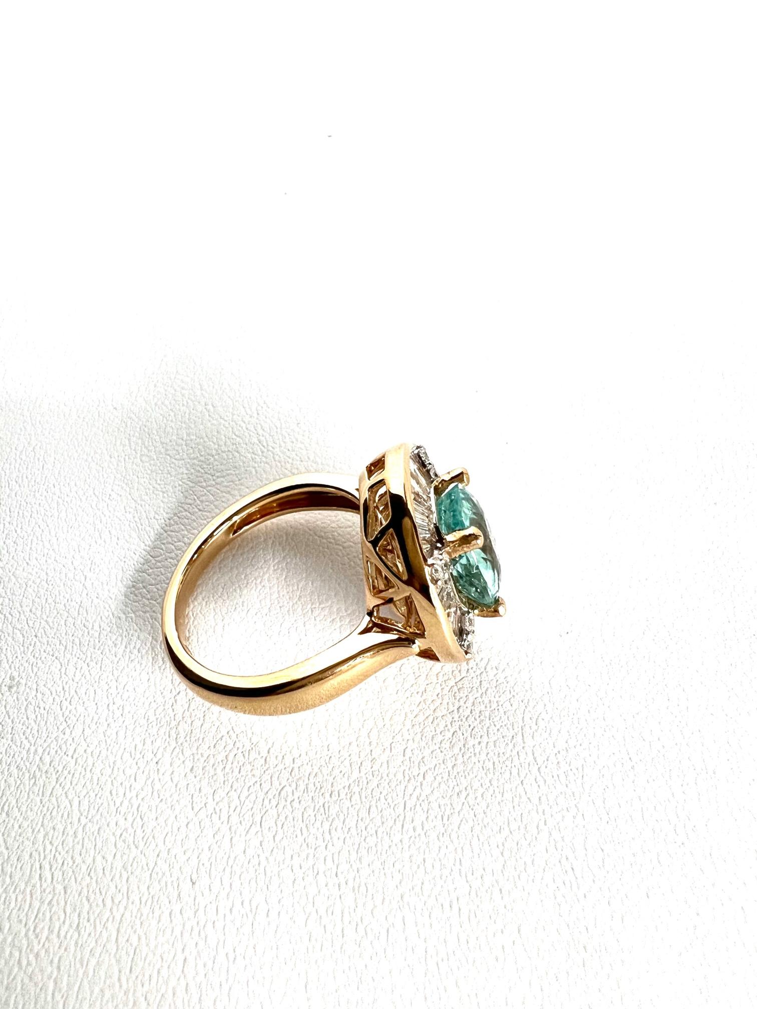 Women's Ring in 18k Red Gold with Paraiba Tourmaline and Diamonds For Sale