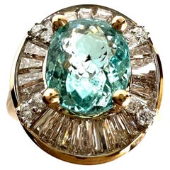 Vintage Ring in 18k Red Gold with Paraiba Tourmaline and Diamonds