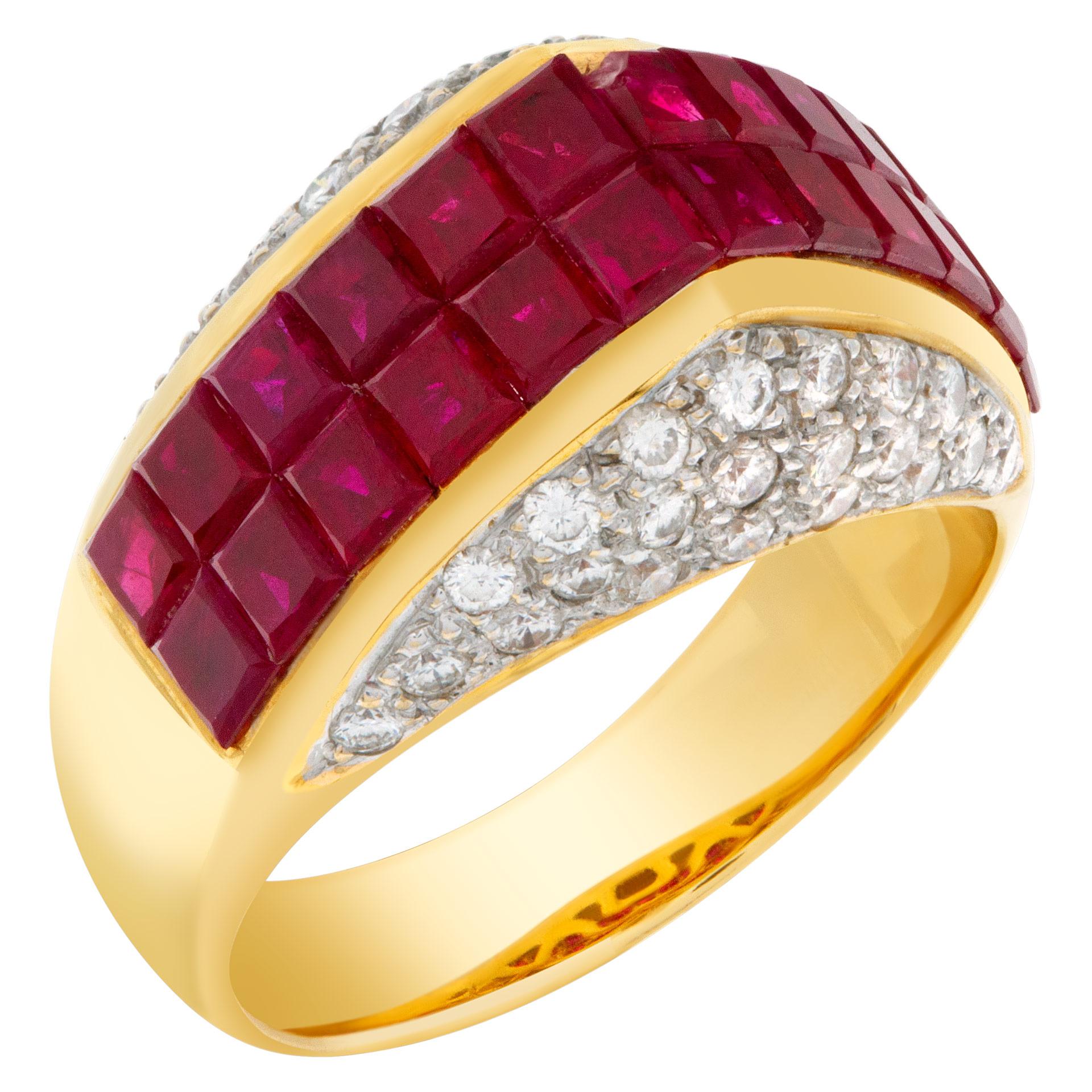 Ring in 18k Yellow Gold with over 2.40 Carats in Rubies and 1 Carat in Diamonds In Excellent Condition For Sale In Surfside, FL