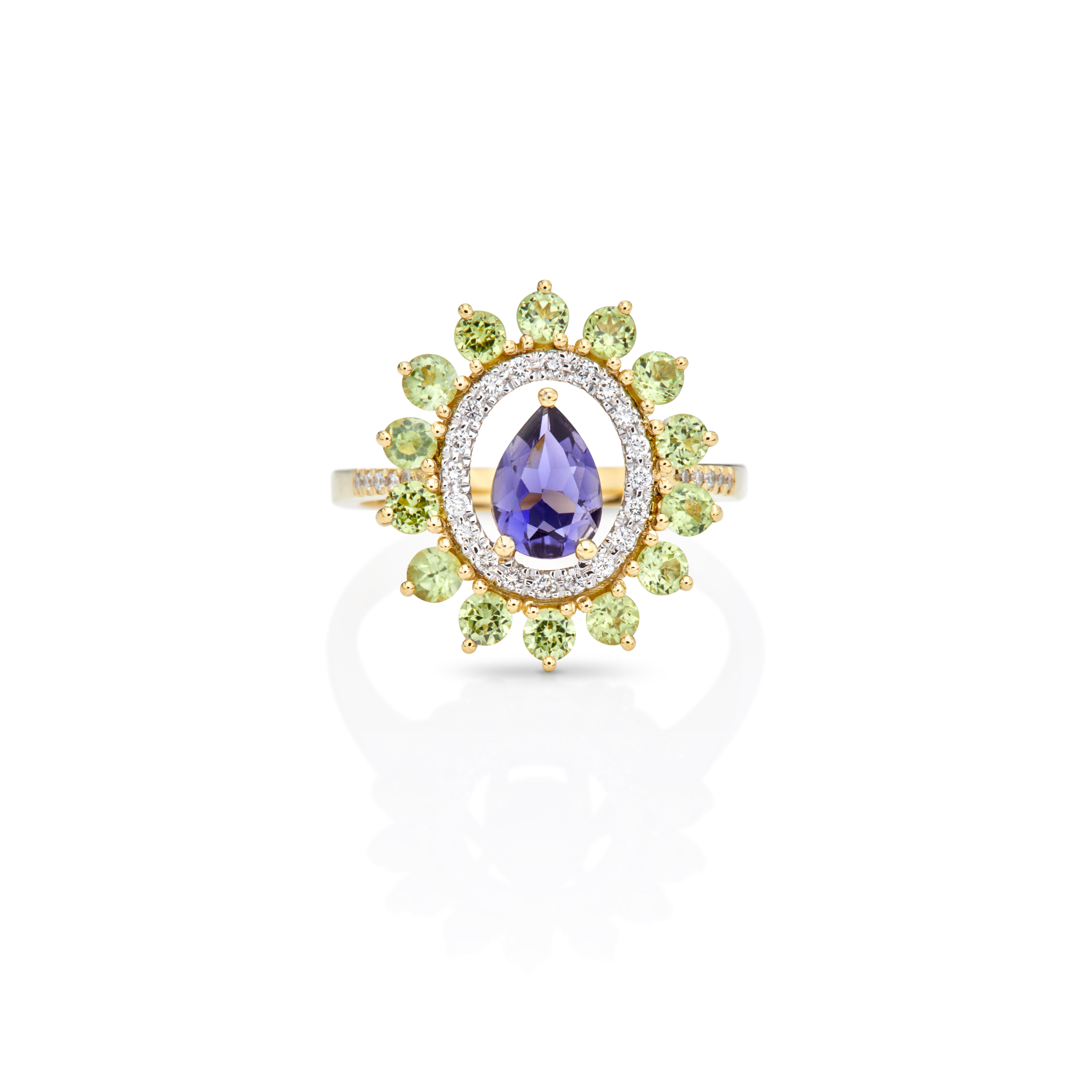 For Sale:  Ring in 18kt Yellow Gold Pear Iolite Peridons and Diamonds Oval Shape Cluster 3