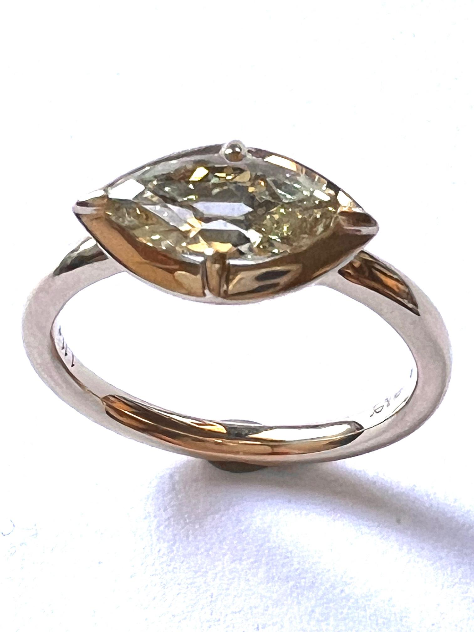 Contemporary Ring in 750 Red Gold with Marquise Cut Diamond  For Sale