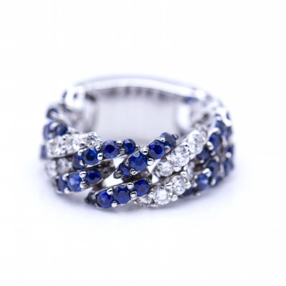 Ring in Gold, Diamonds and Sapphires. For Sale