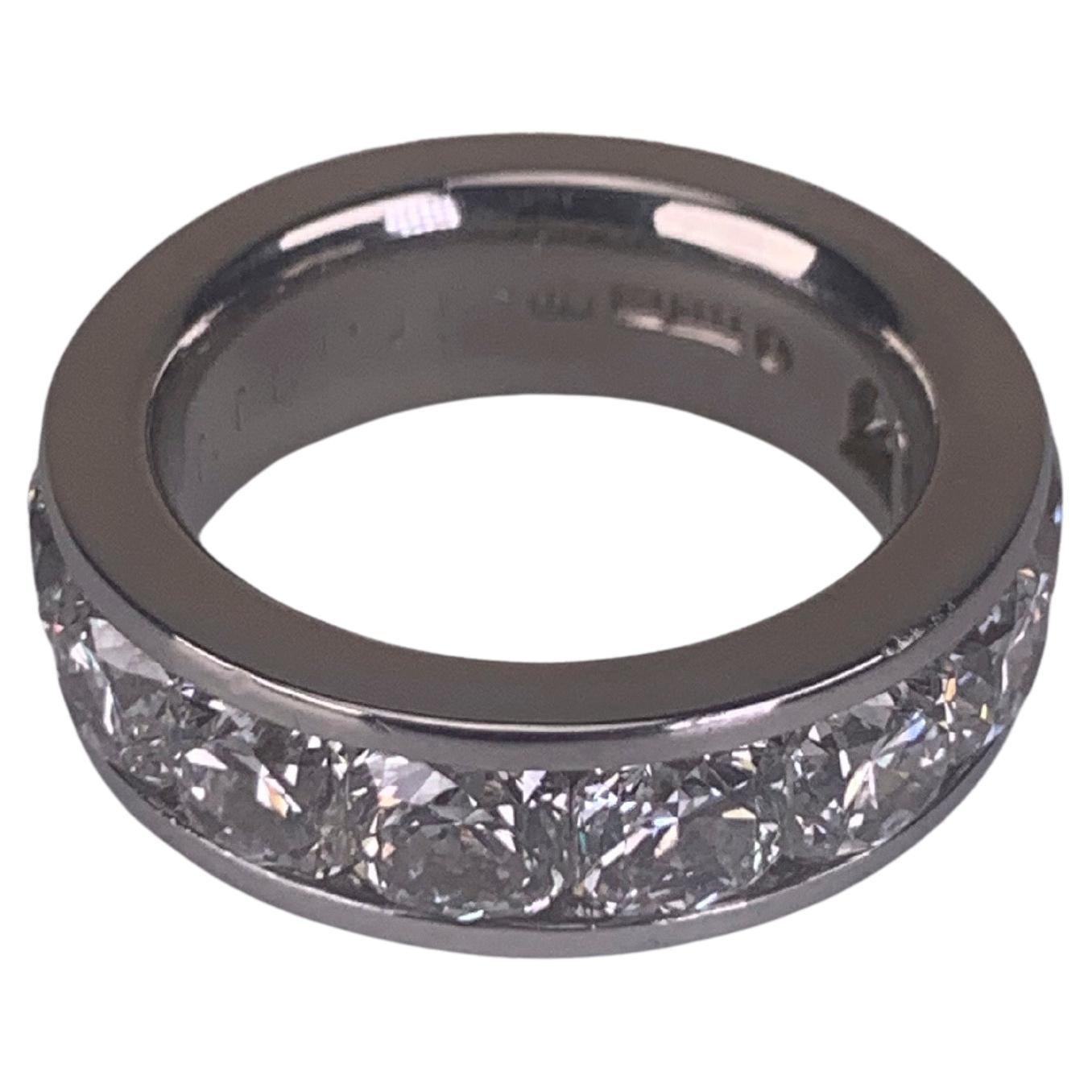 Ring in platinum and brilliants (6.30ct)