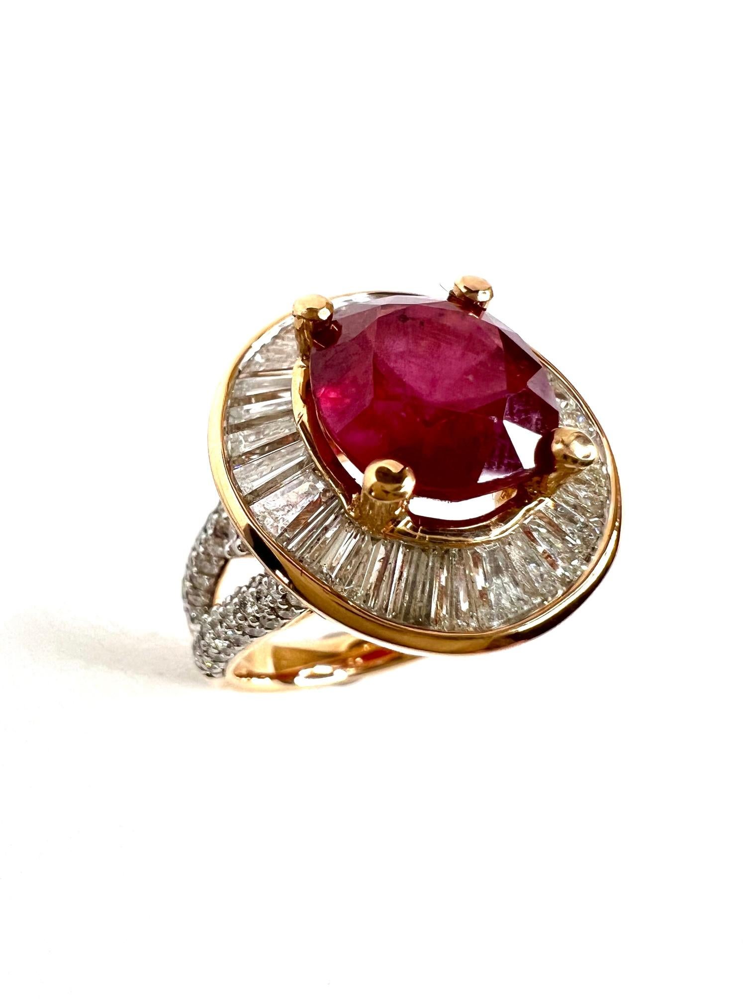 Thomas Leyser is renowned for his contemporary jewellery designs utilizing fine gemstones.

Ring in 18K Red Gold (11gr.) with 1x Ruby (facetted, oval, 11,2x9,9mm, 7,25cts. clarity improved) + Diamonds (tapez-cut, 1,89cts. I/VS-SI) + Diamonds