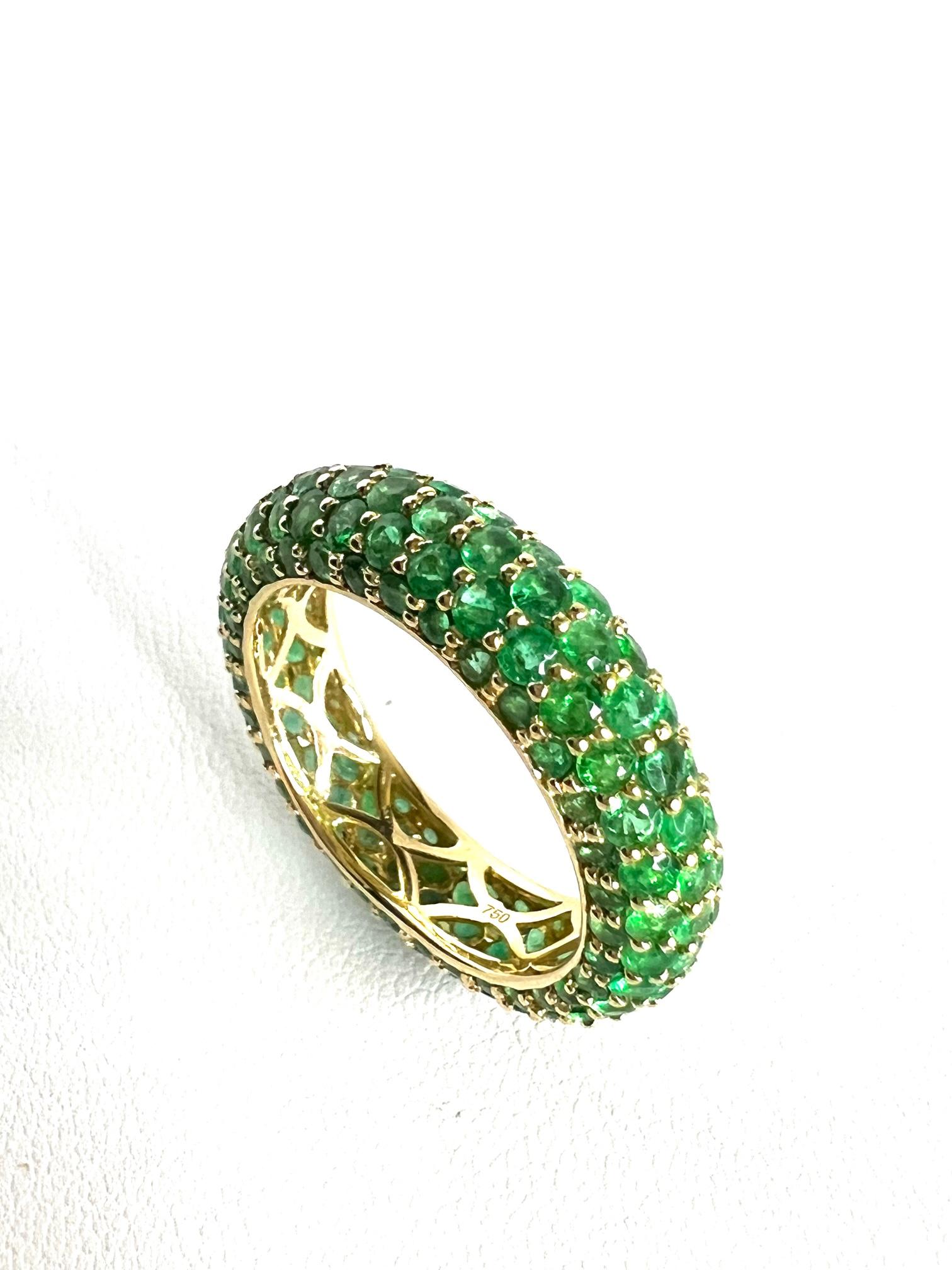 Women's Ring in Rose Gold with Emeralds For Sale