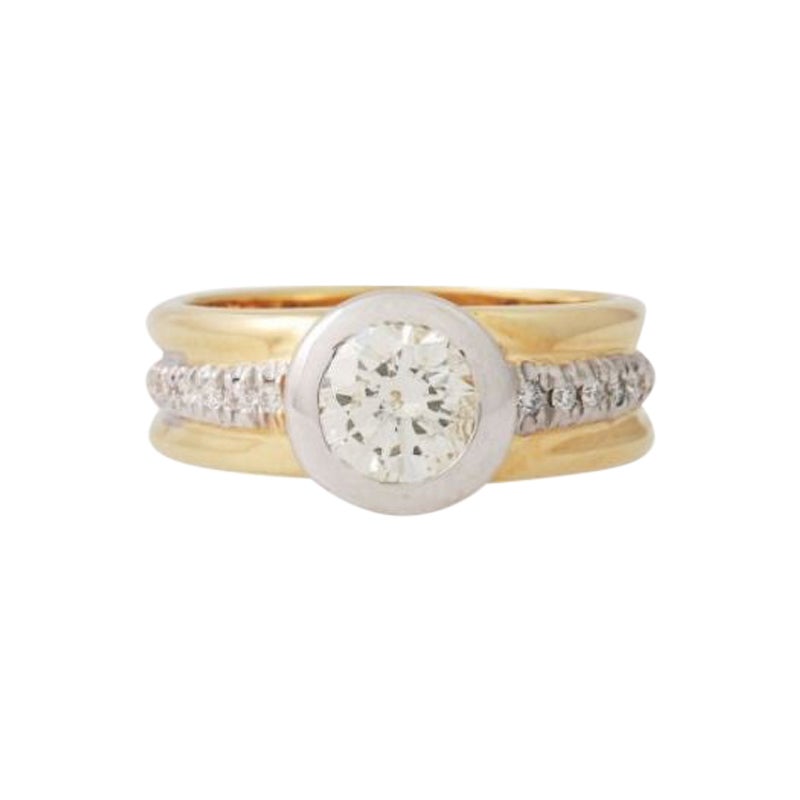 Ring in der Mitte mit Brillant ca. 1,03 Ct. O-P/P1 im Angebot