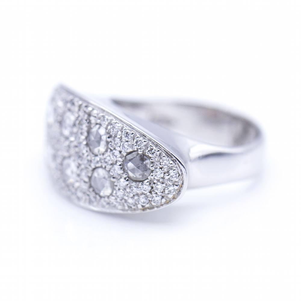 Ring in White Gold with Diamonds For Sale 1