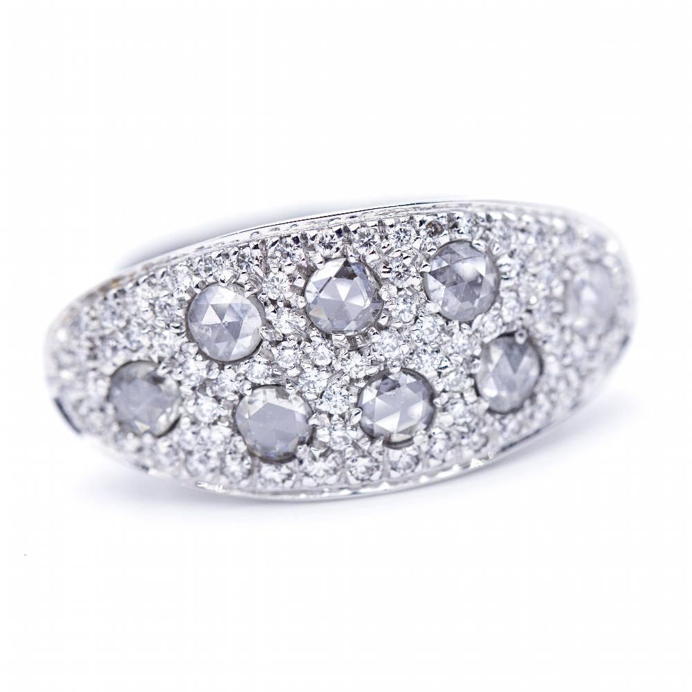 Ring in White Gold with Diamonds For Sale 2