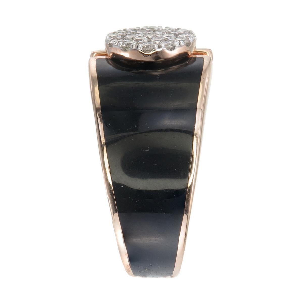 Round Cut Ring made using  Black Ceramic n 18kt Pink gold & natural diamonds For Sale