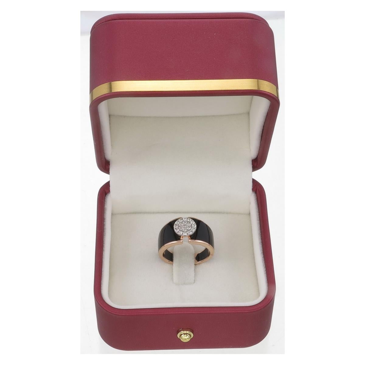 Ring made using  Black Ceramic n 18kt Pink gold & natural diamonds In New Condition For Sale In Bangkok, TH