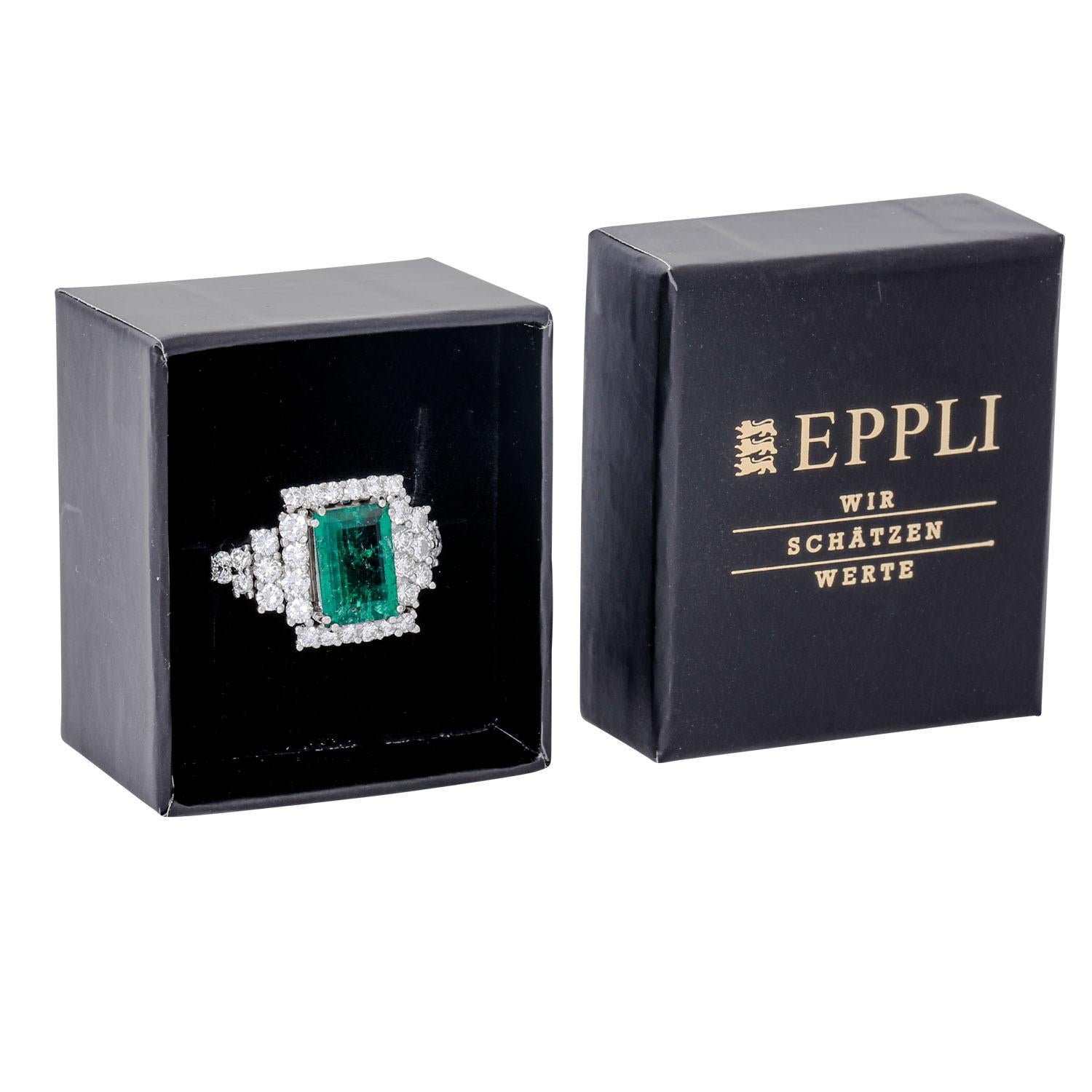 Ring trifft auf Smaragd. 3,2-Schliff Damen im Angebot