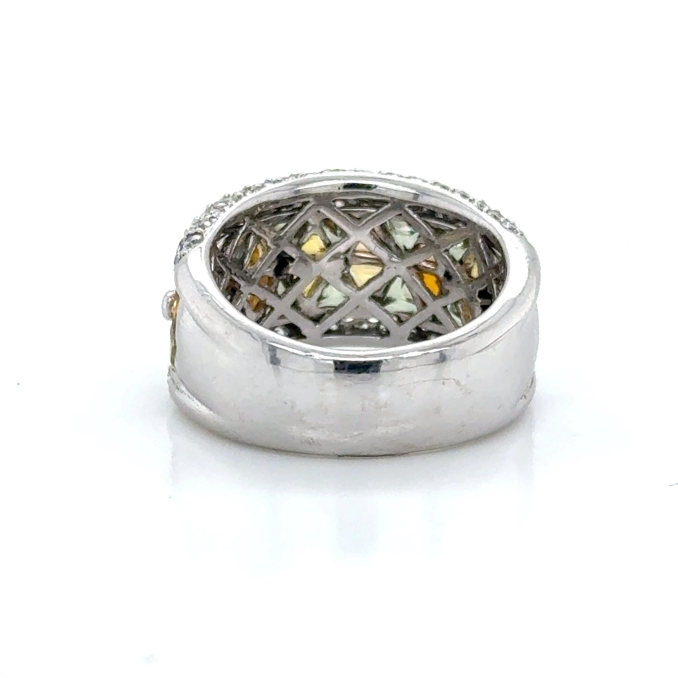 Anillo Zafiros Multicolor y Diamantes en Oro Blanco en Nuevo estado para la venta en Miami, FL