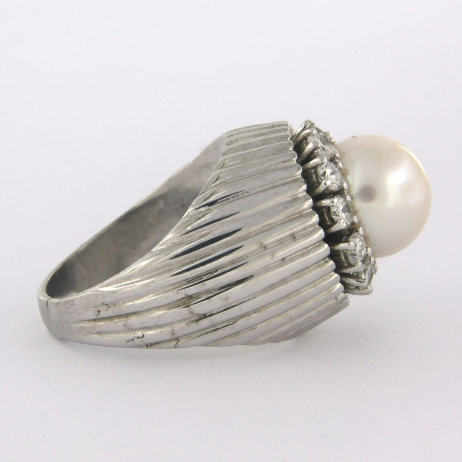 Women's or Men's Ring Pearl Diamond 18k white gold For Sale