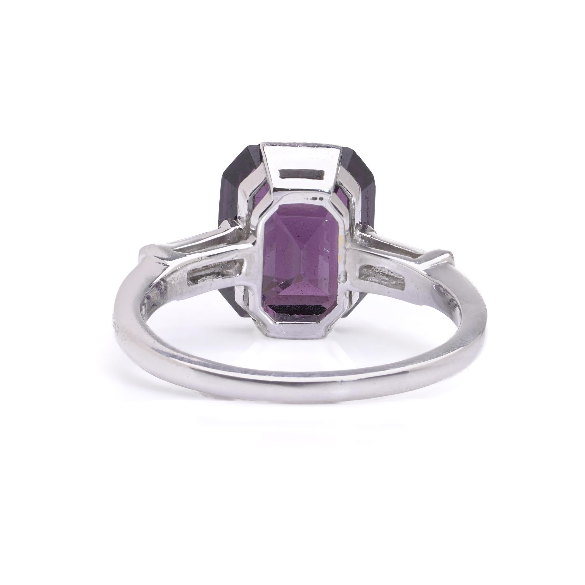 De las mujeres Anillo Platino 6,35 ct. Anillo de espinela púrpura natural y diamante en venta