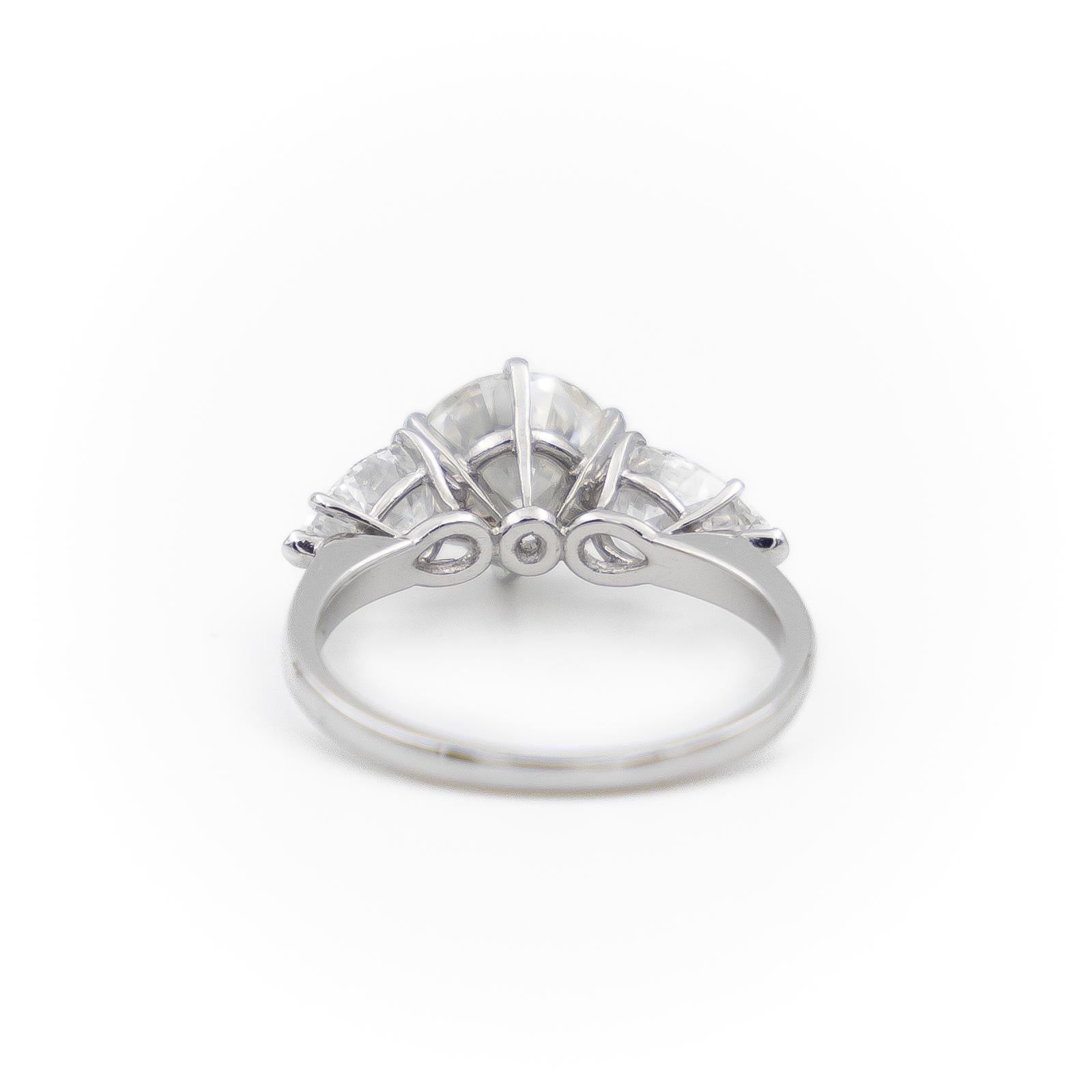 3 Carats Diamonds Platinum Ring For Sale 3