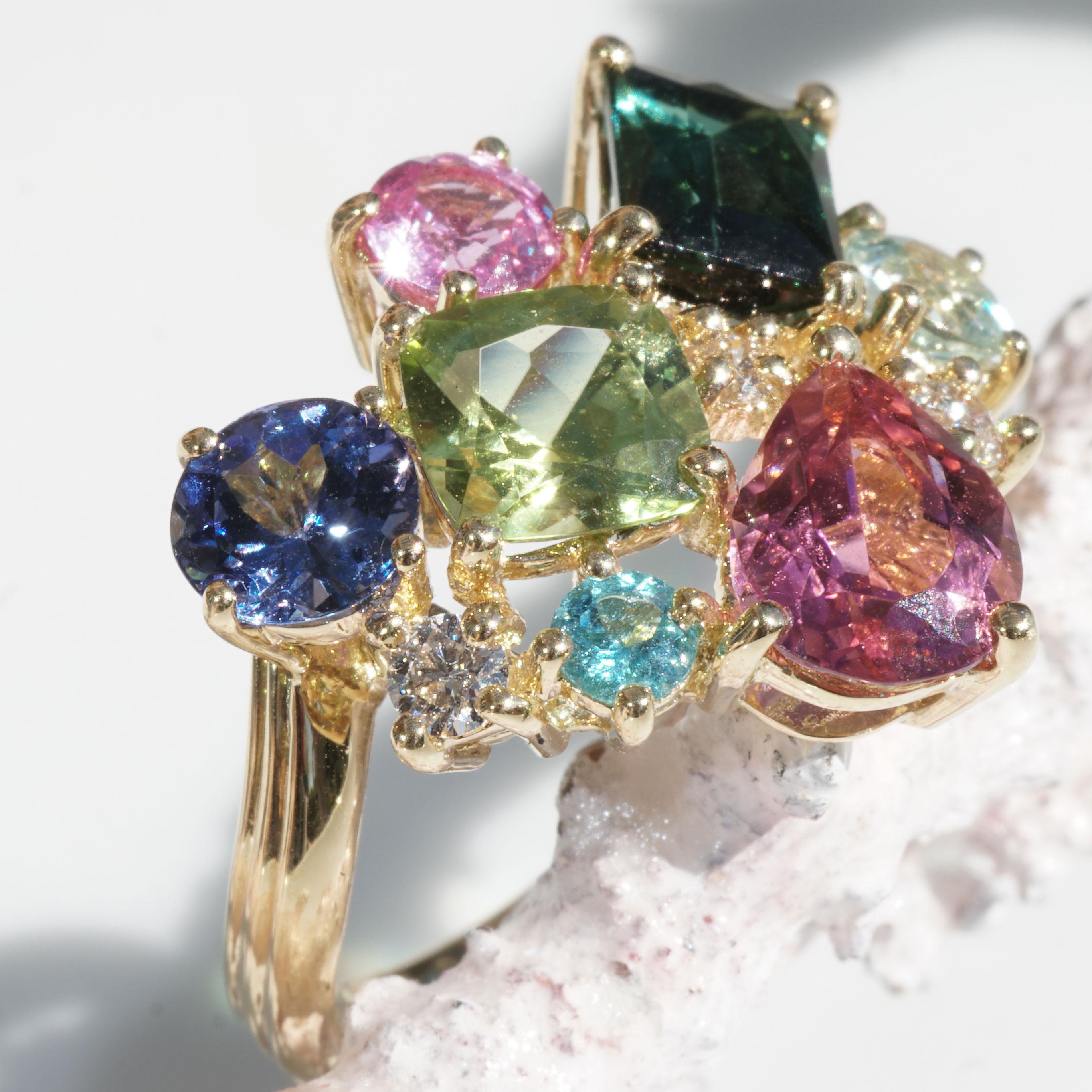 Women's or Men's Ring Potpourrie of Colors Indigolite Tourmaline Zircon Zoisite Brilliants 0.15 For Sale