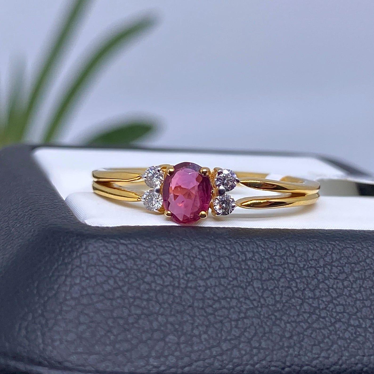 Bague en or jaune 14 carats, saphir rouge et diamants, pierre précieuse naturelle, 7US Neuf - En vente à Daugavpils, LV