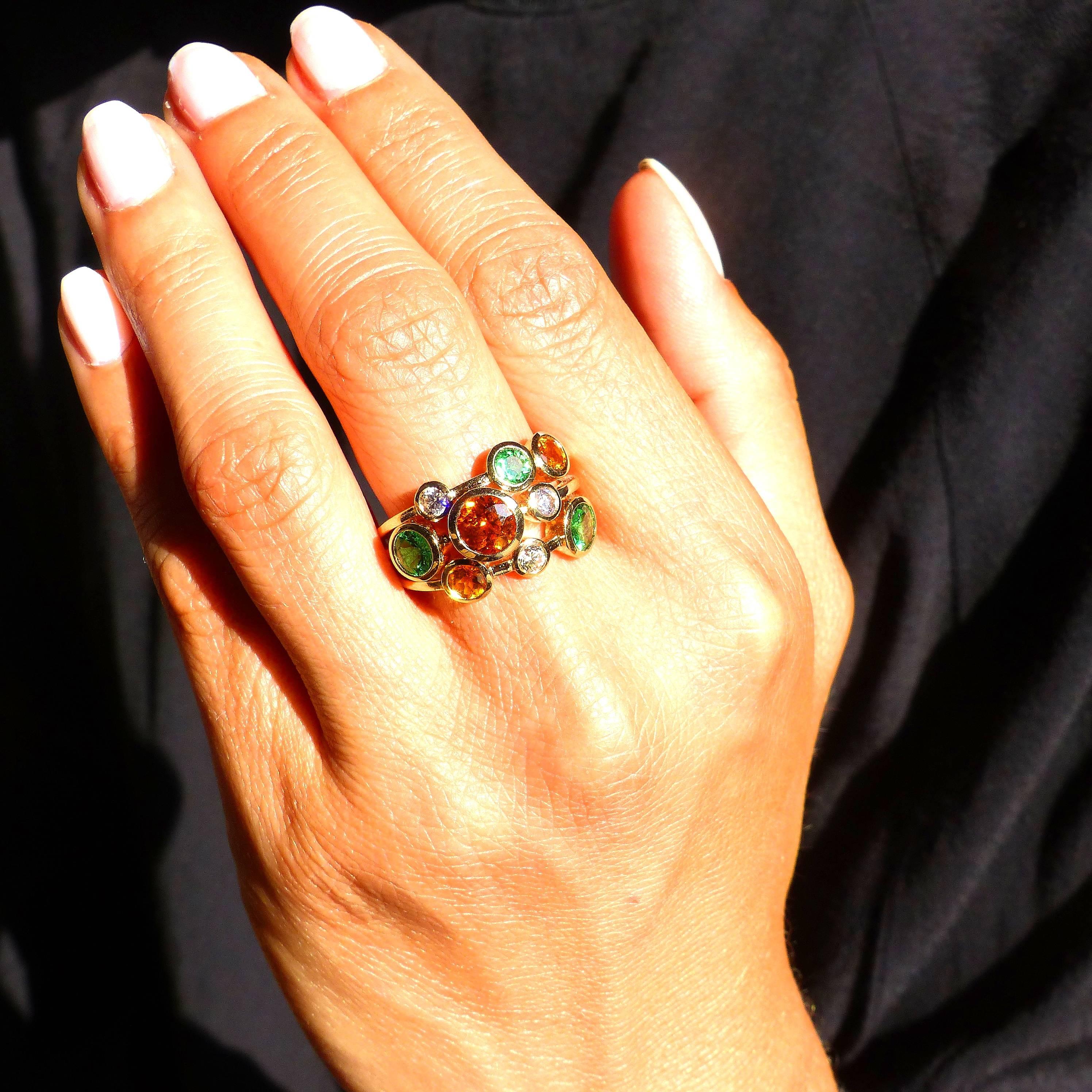 Contemporary Ring Rose Gold with Mandarine Garnet and Tsavorite and Diamond 18 Karat For Sale
