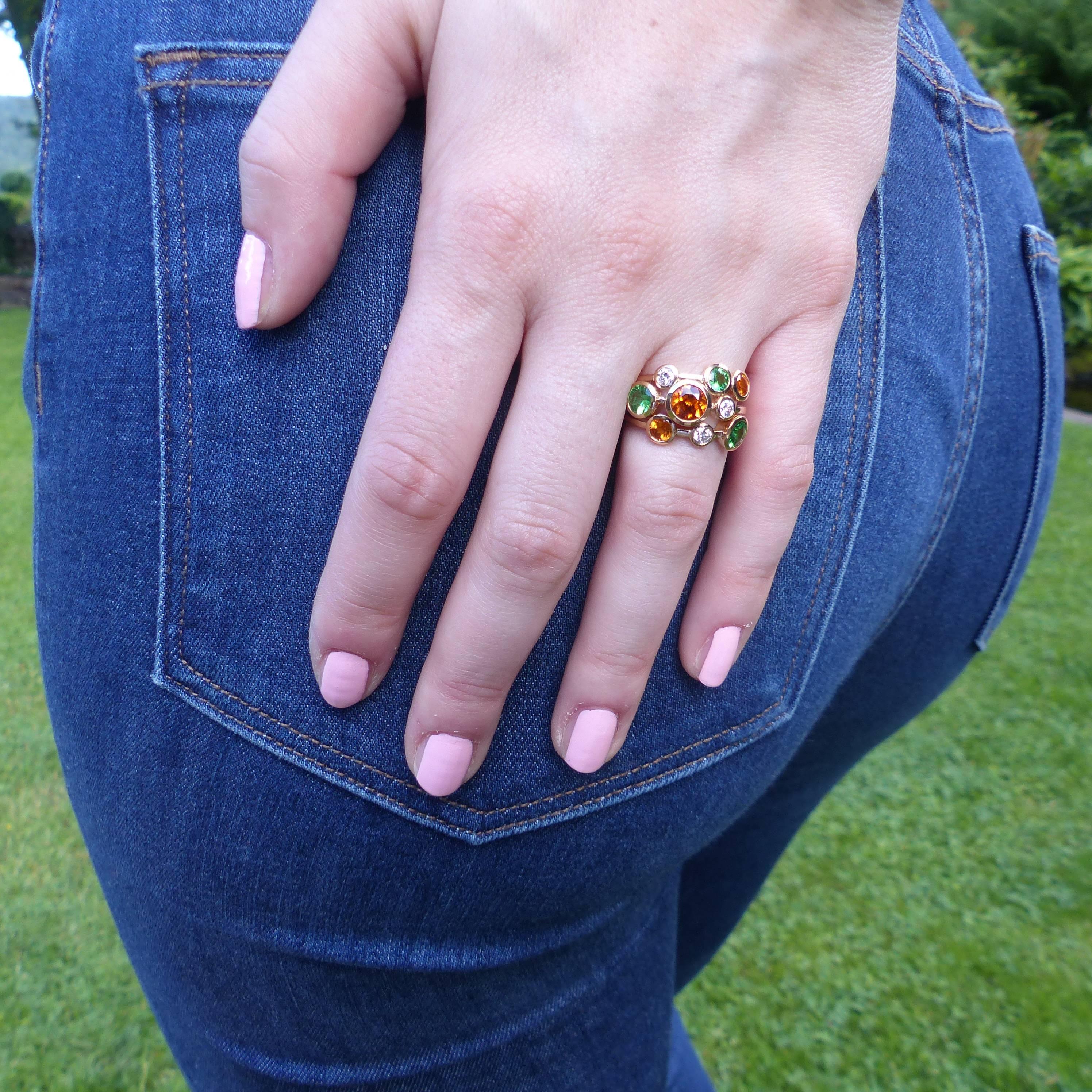 Round Cut Ring Rose Gold with Mandarine Garnet and Tsavorite and Diamond 18 Karat For Sale