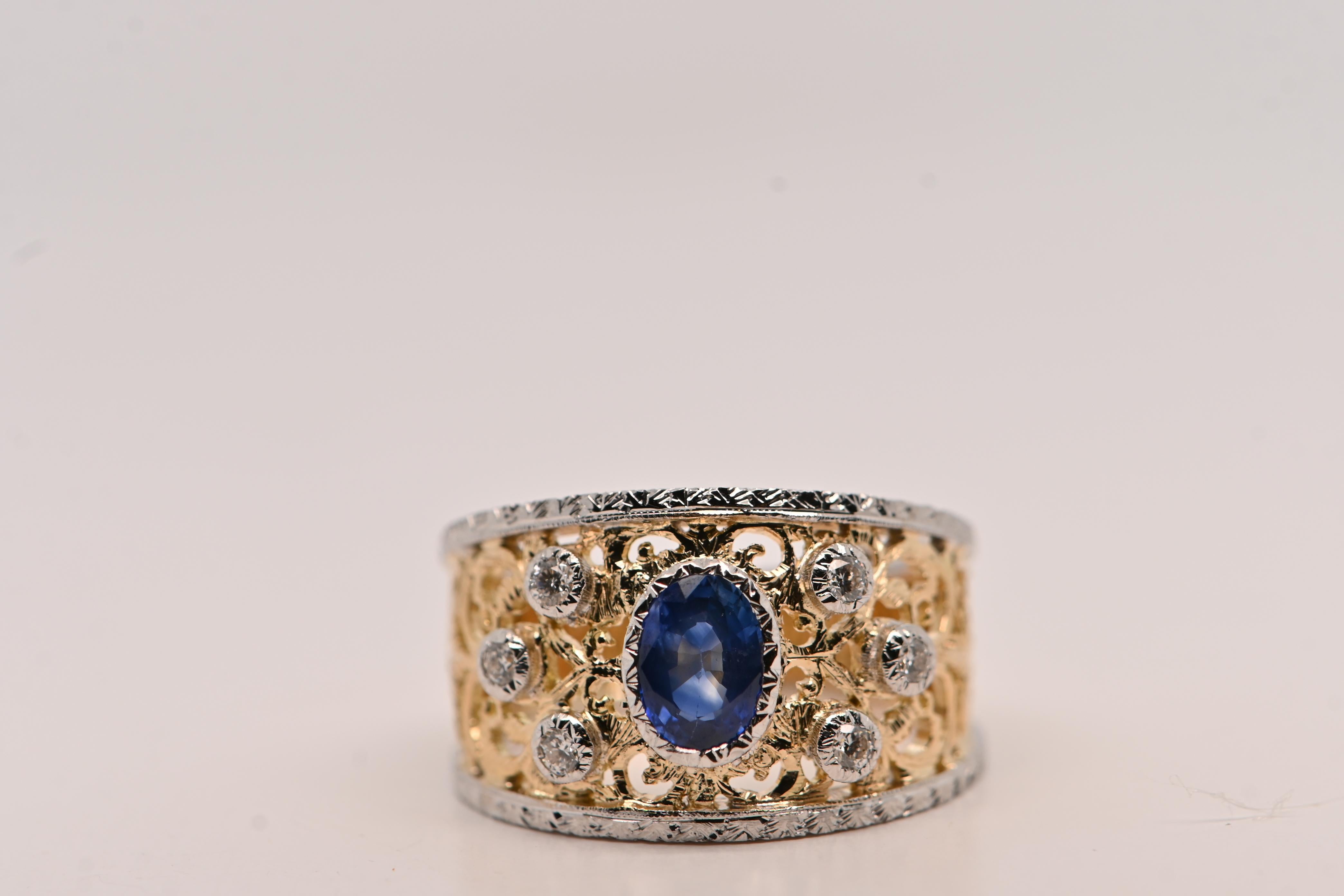 Taille ovale Bague Saphir 0, 95 Carats Diamants 0, 18 Carats Or bicolore 18 Carats en vente