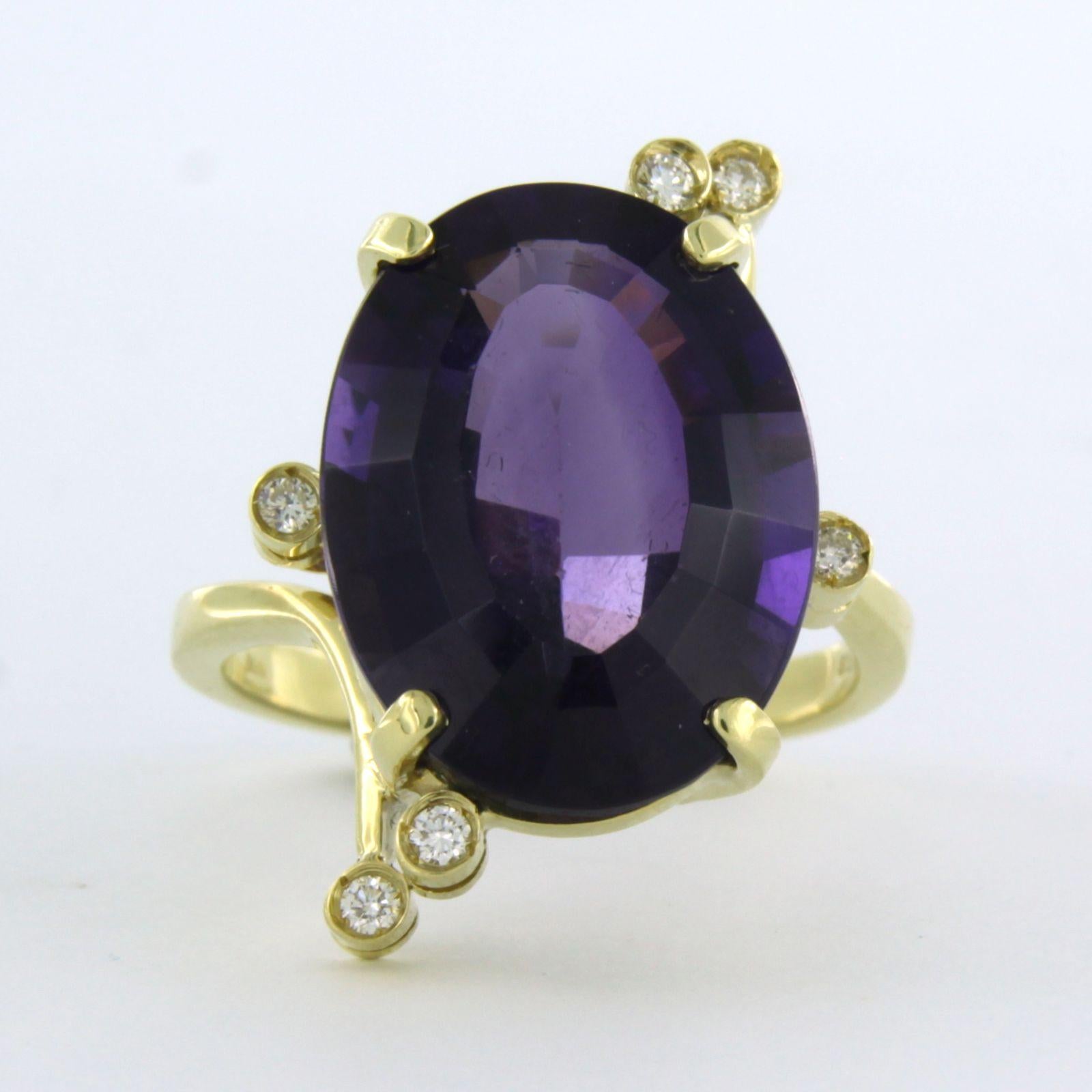 18k yellow gold ring set with amethyst and brilliant cut diamond up to 0.20ct - F/G - VS/SI - ring size US 10 - EU 20(62)

Detailed description:

the top of the ring is 1.5 cm wide by 1.0 cm high

ring size 20(62). ring can be enlarged or reduced by