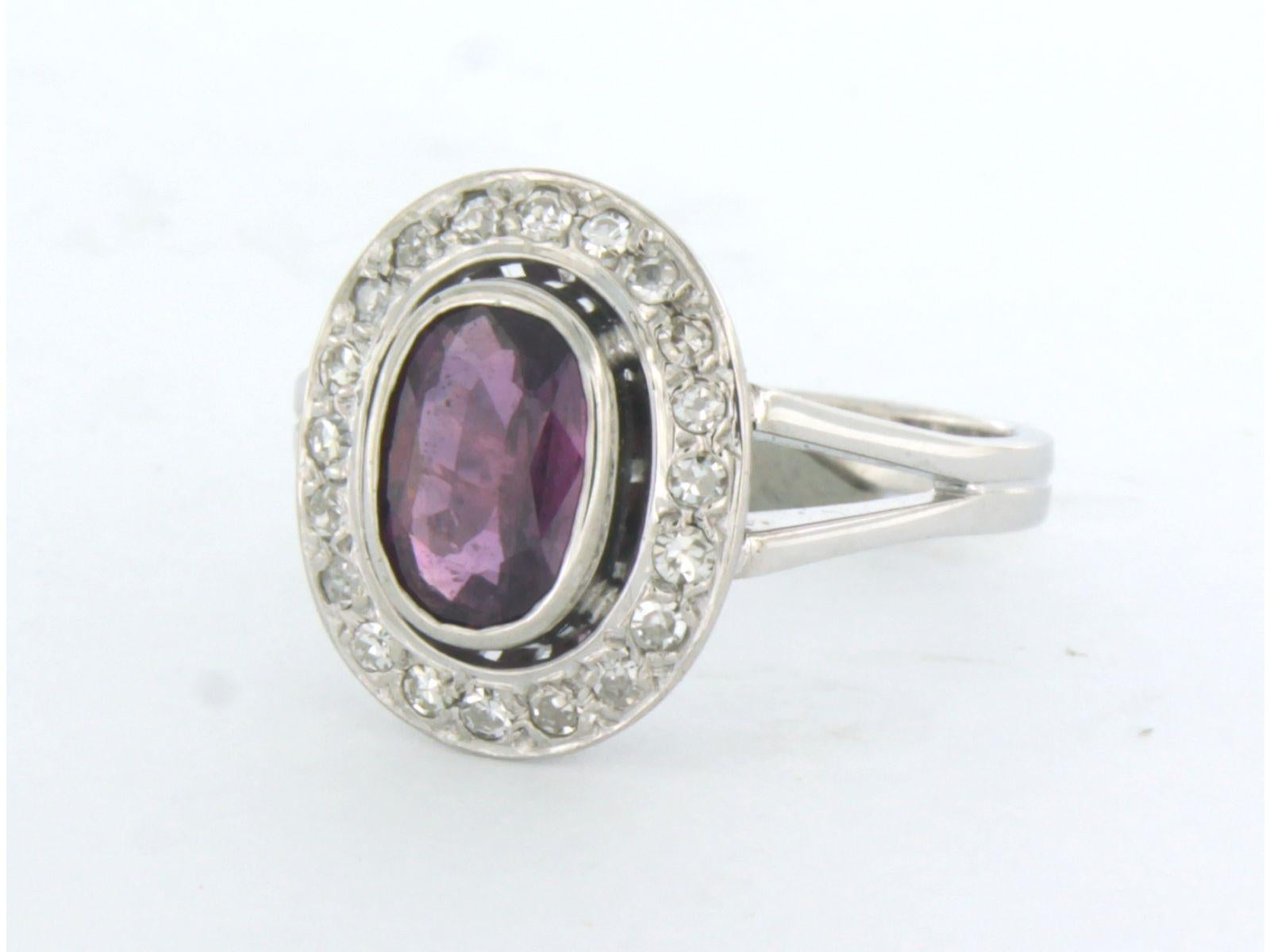 Anello con ametista e diamante taglio singolo fino a 0,35 carati in oro bianco 18 carati In condizioni ottime in vendita a The Hague, ZH