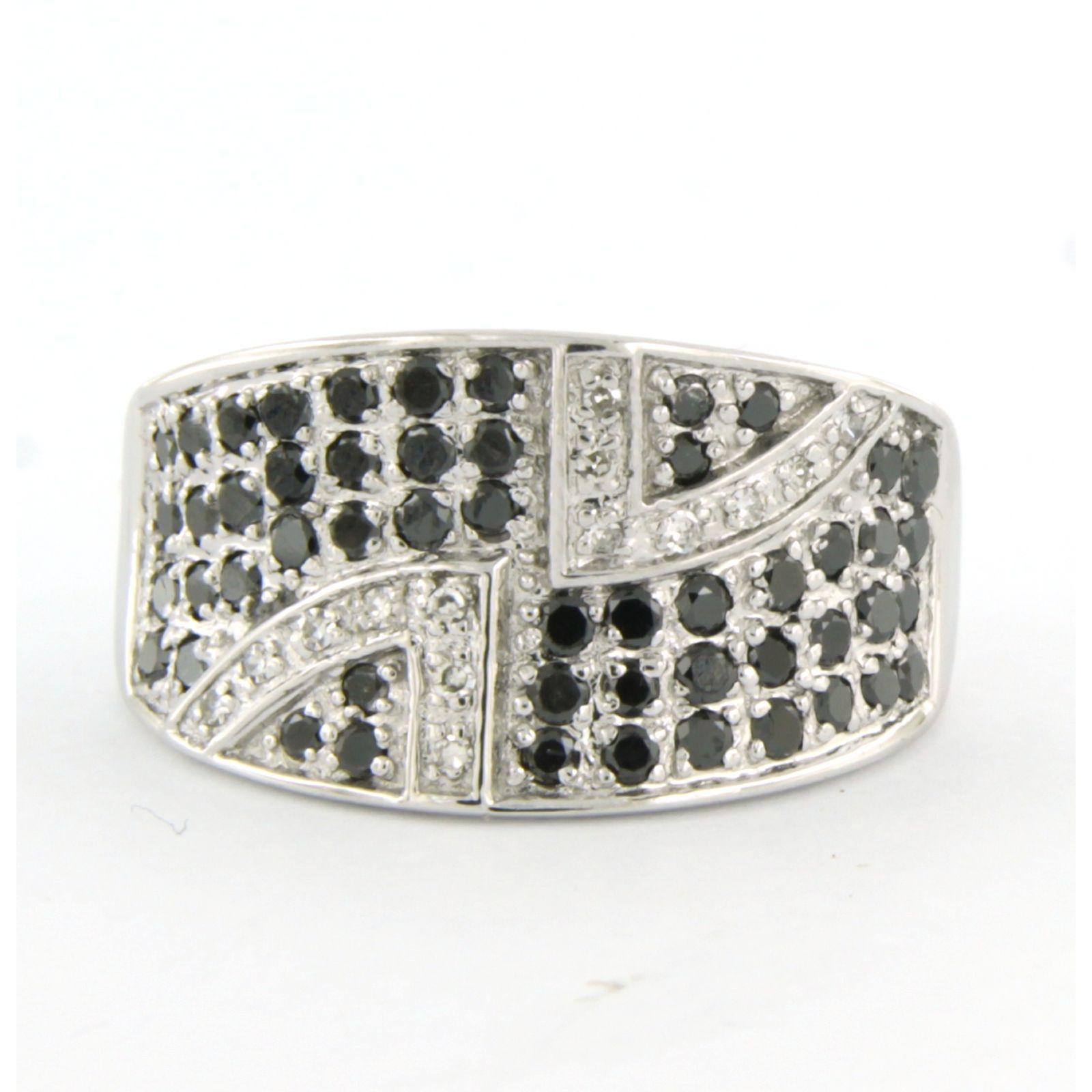 Ring with black diamond and single cut diamond up to 0.85ct 18k white gold In condizioni ottime in vendita a The Hague, ZH
