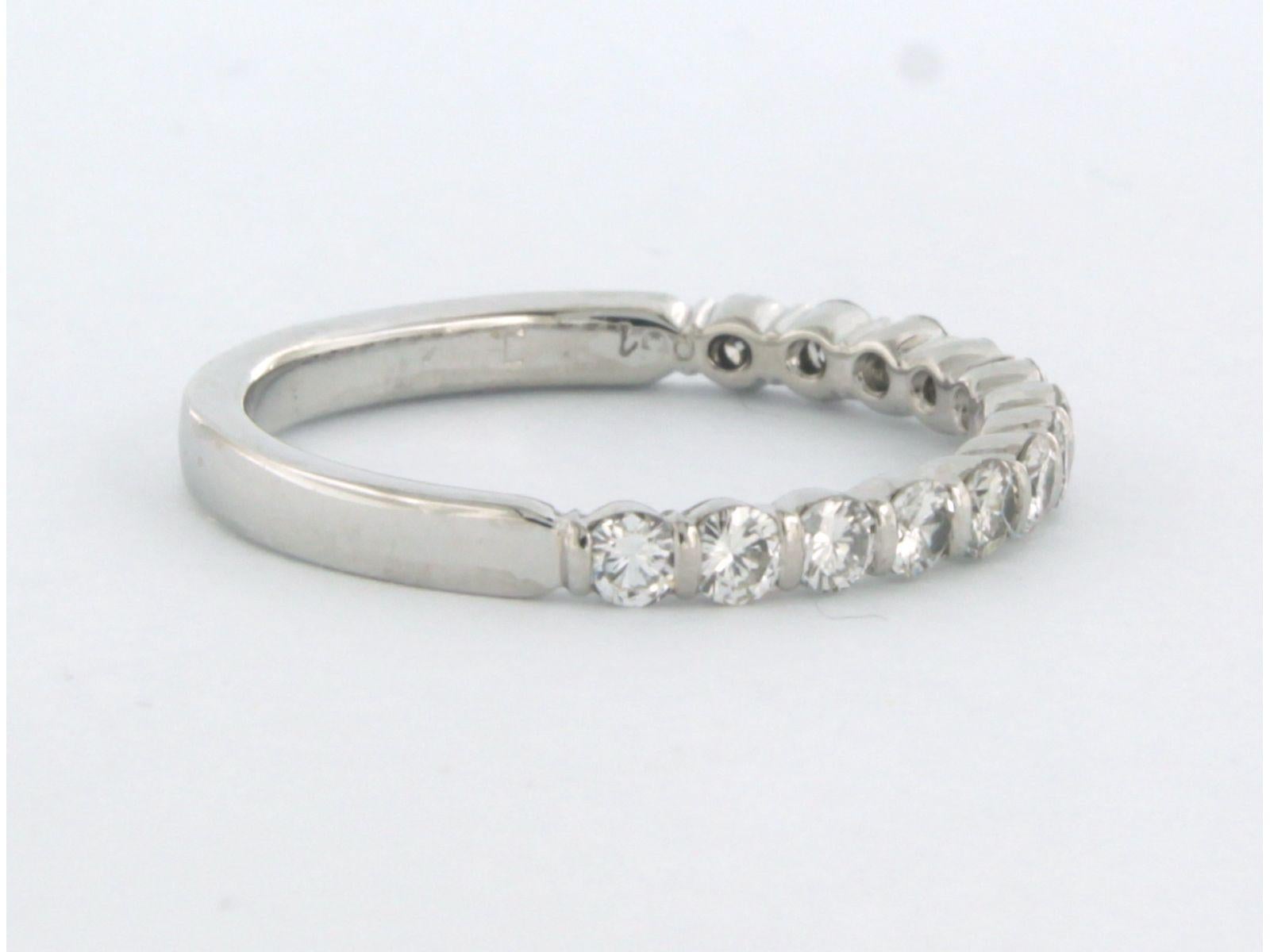Ring mit Diamanten im Brillantschliff bis zu 0,50 Karat, 18 Karat Weißgold Damen im Angebot