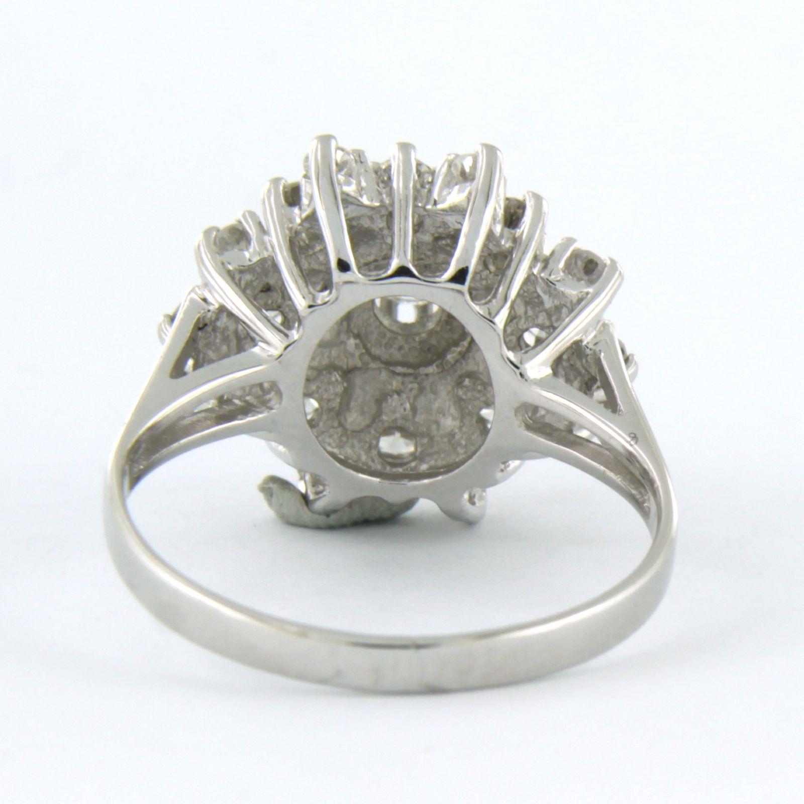 Ring mit Diamanten im Brillantschliff bis zu 1,00 Karat, 14 Karat Weißgold im Angebot 1