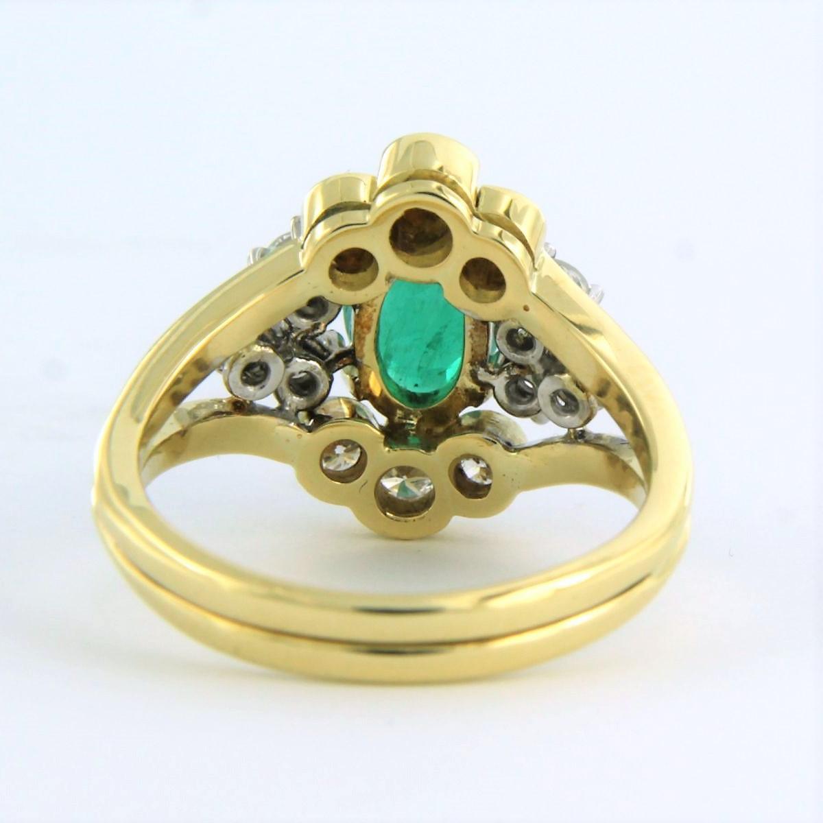 Ring set with Emerald and diamonds 18k bicolor gold In Good Condition For Sale In The Hague, ZH