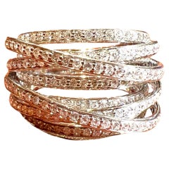 anillo engastado con diamantes talla pavé de 1,73 quilates en oro blanco de 18 quilates