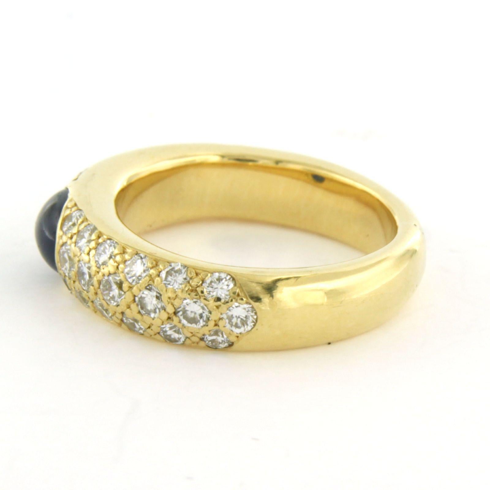 Moderno Anello con zaffiro e diamanti taglio brillante 1,20 carati, oro 18 carati 10,0 grammi in vendita