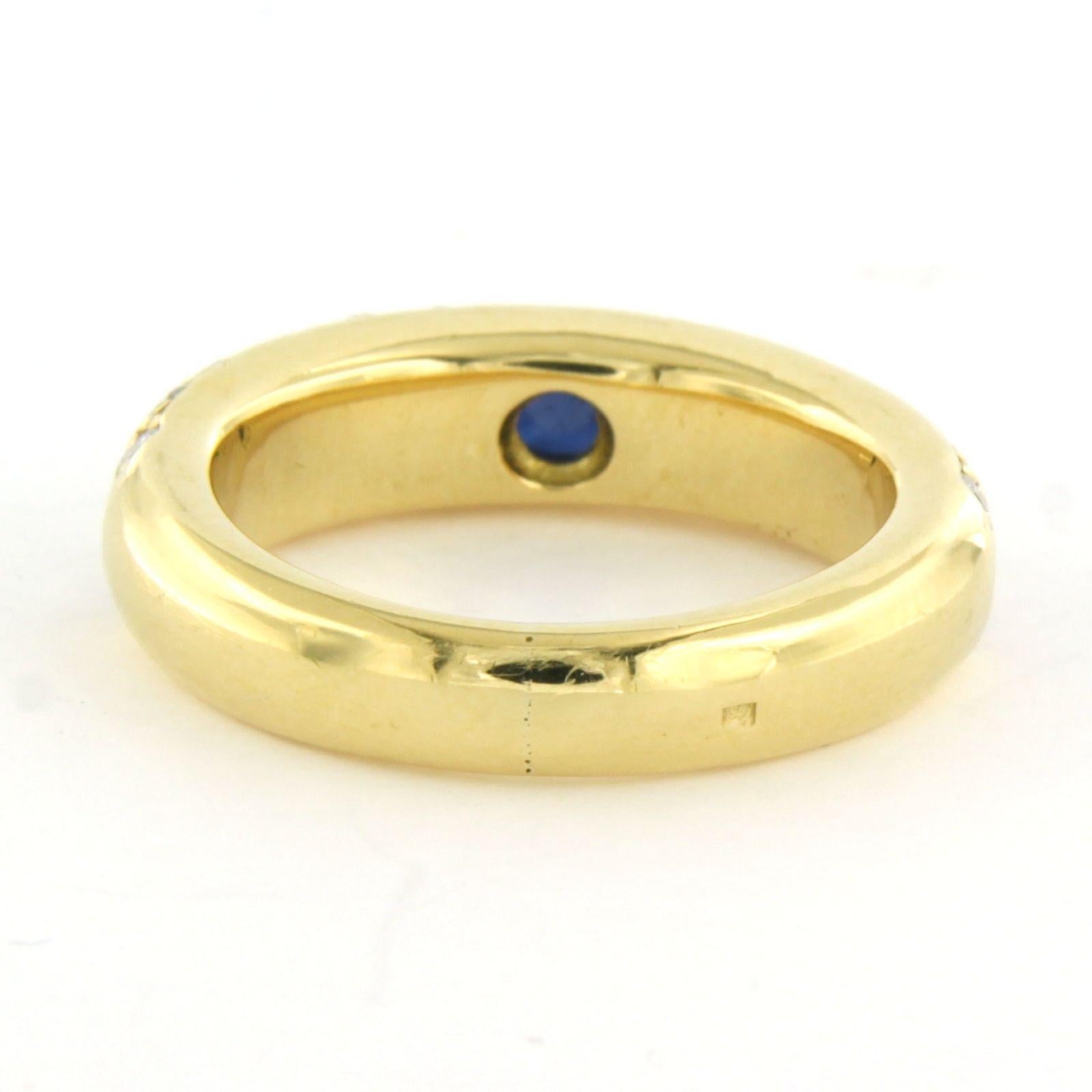 Taglio brillante Anello con zaffiro e diamanti taglio brillante 1,20 carati, oro 18 carati 10,0 grammi in vendita