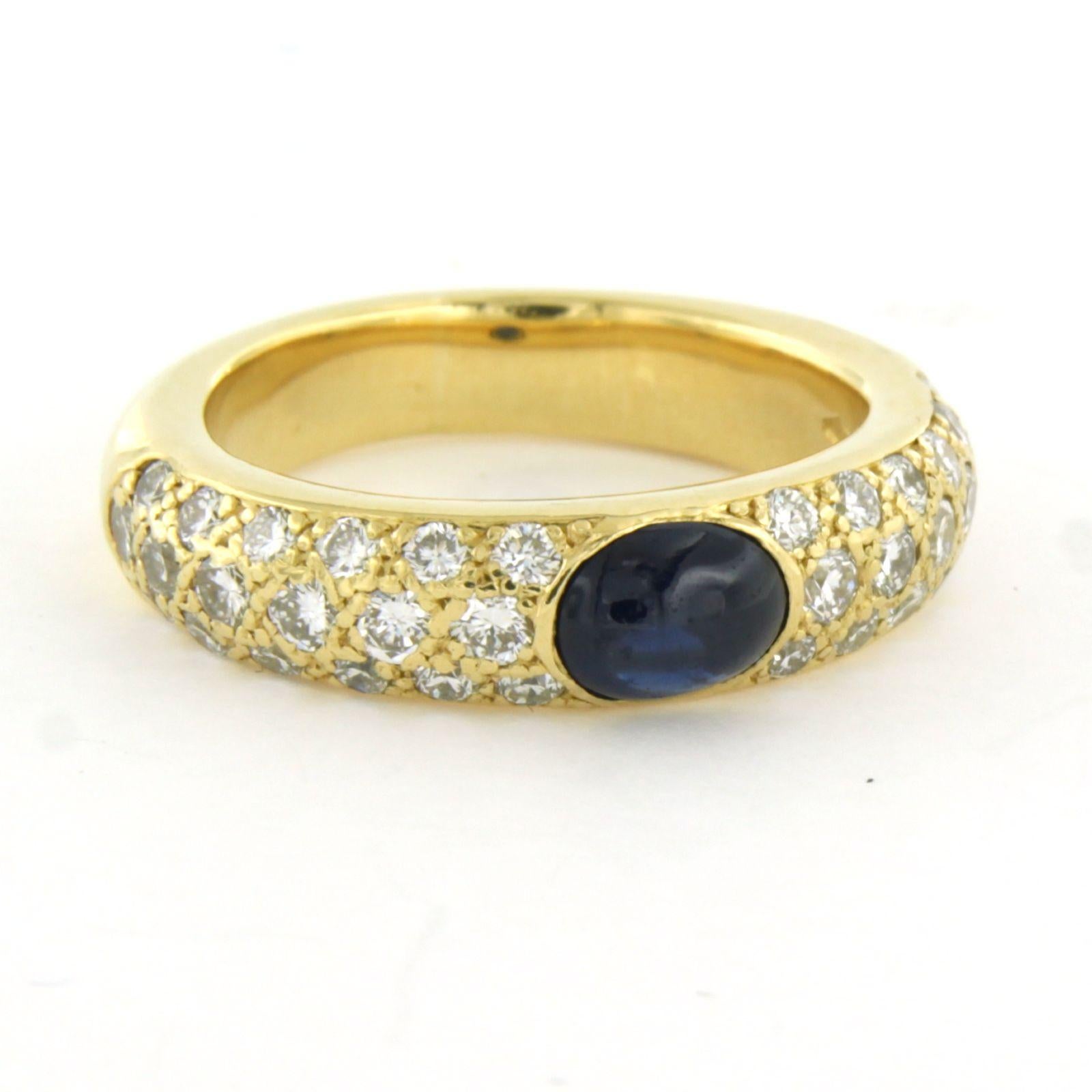 Taille brillant Bague sertie d'un saphir et de diamants taille brillant 1,20 ct, or 18k en vente