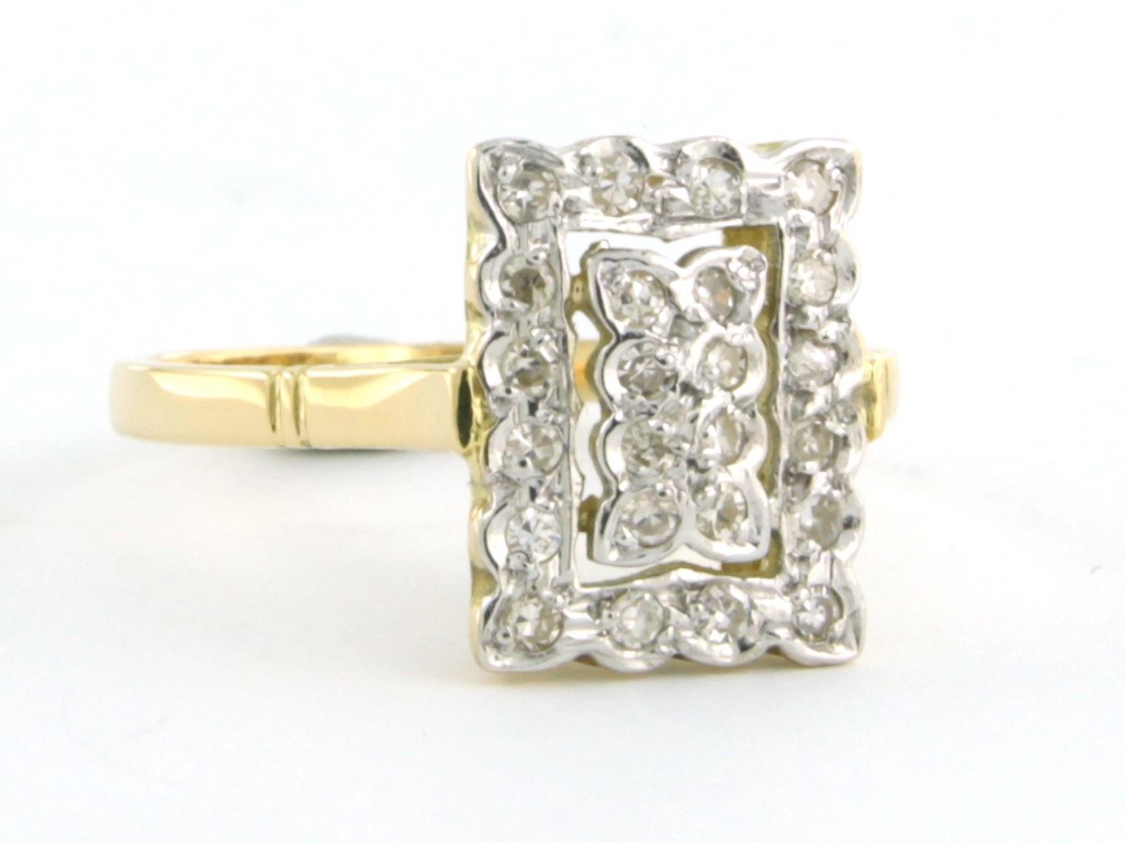 Ring mit Diamanten im Einzelschliff von 0,30 Karat, 18 Karat zweifarbigem Gold (Moderne) im Angebot