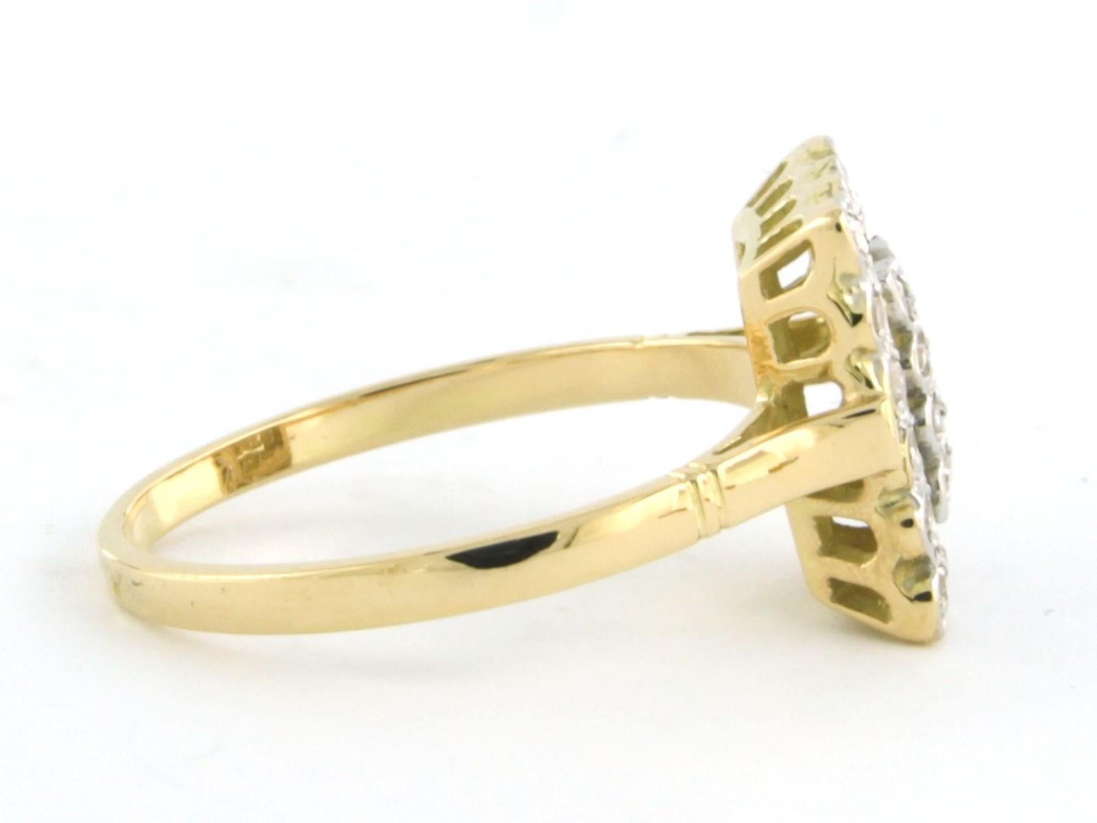 Ring mit Diamanten im Einzelschliff von 0,30 Karat, 18 Karat zweifarbigem Gold im Angebot 1