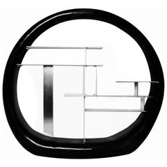 Ringregal aus lackiertem Holz