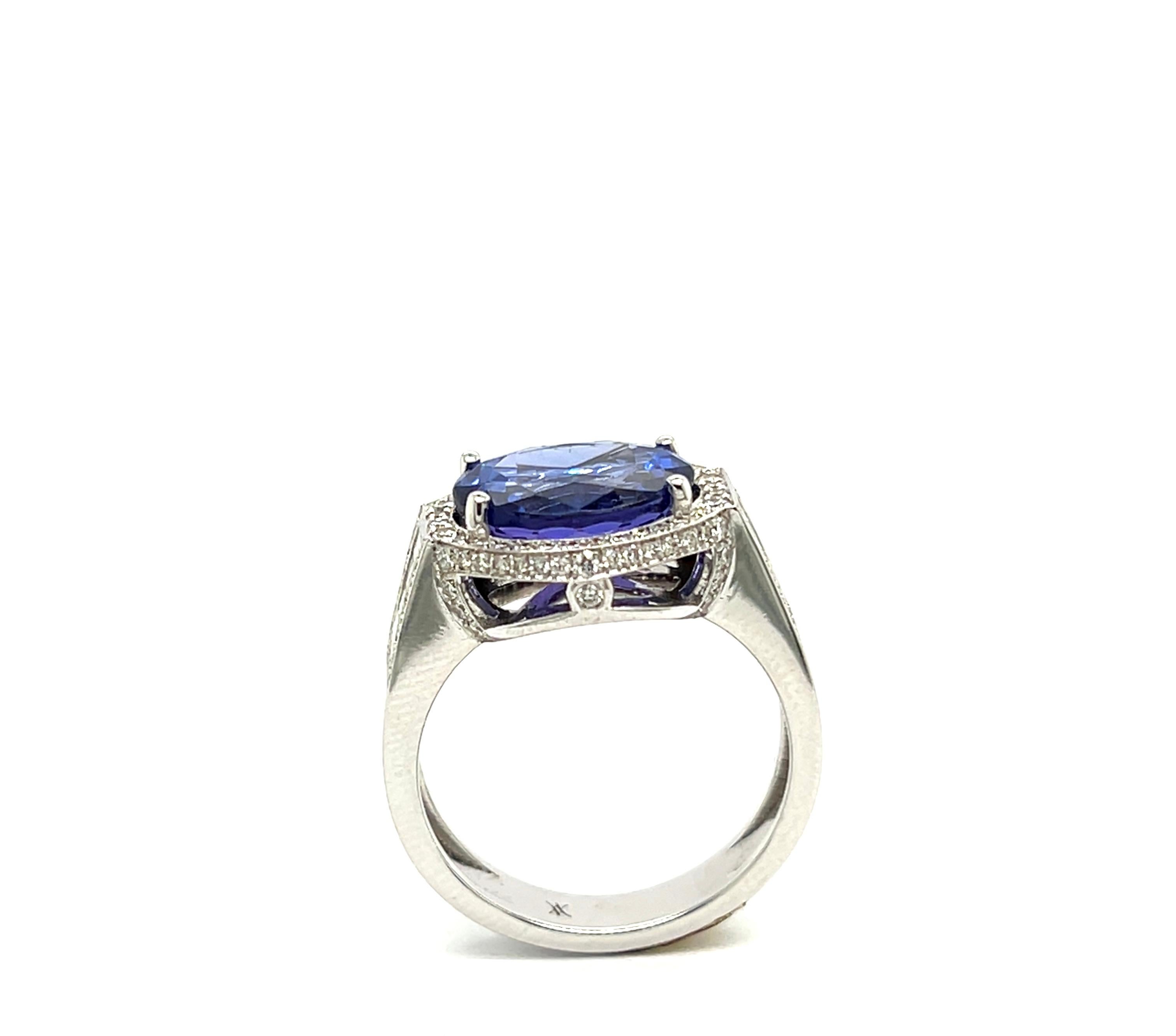 Ring Tanzanite 3 , 95 Carats Diamonds 0 , 32 Carats White Gold 18 Carats In New Condition In Vannes, FR