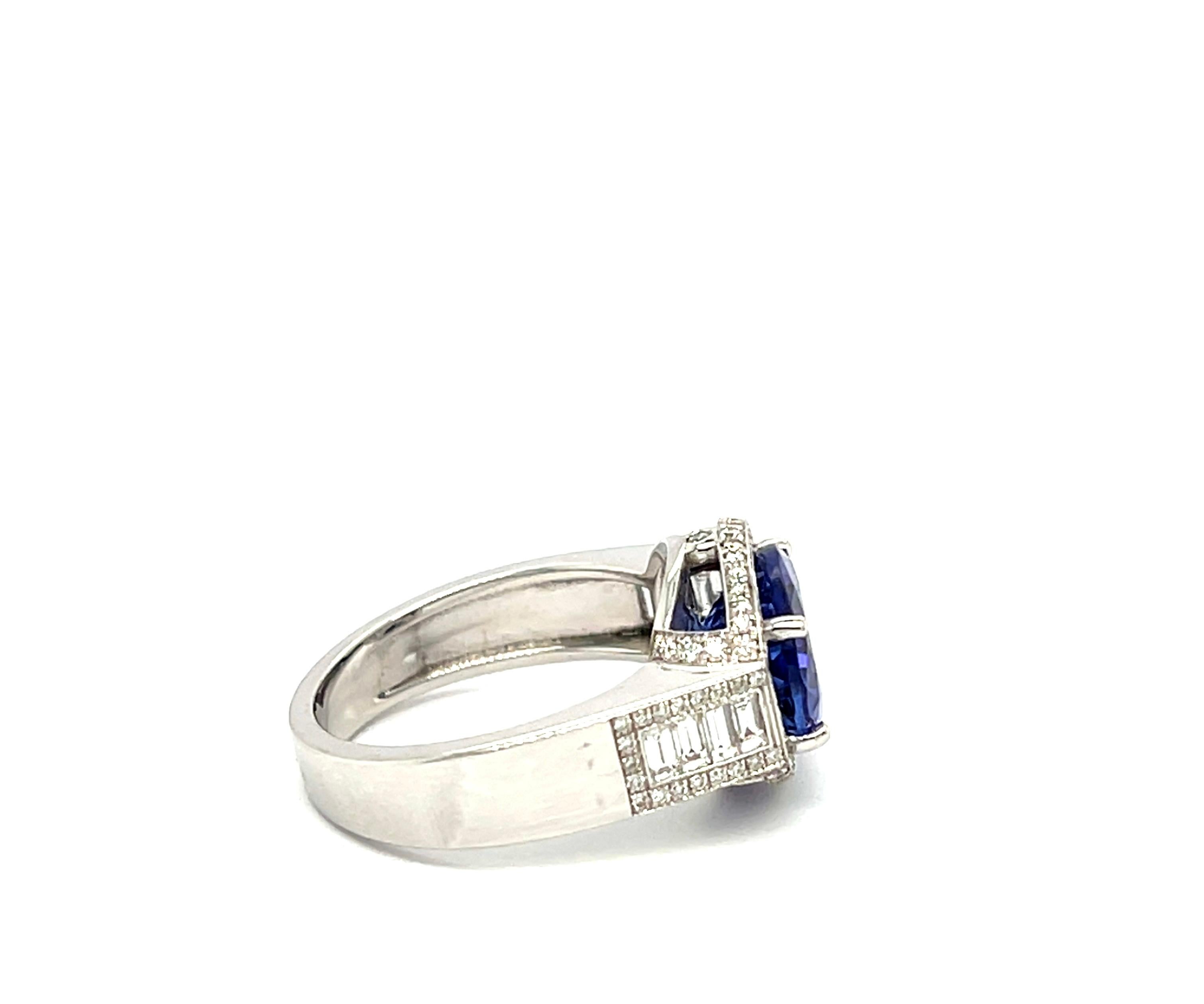 Ring Tanzanite 3 , 95 Carats Diamonds 0 , 32 Carats White Gold 18 Carats 2