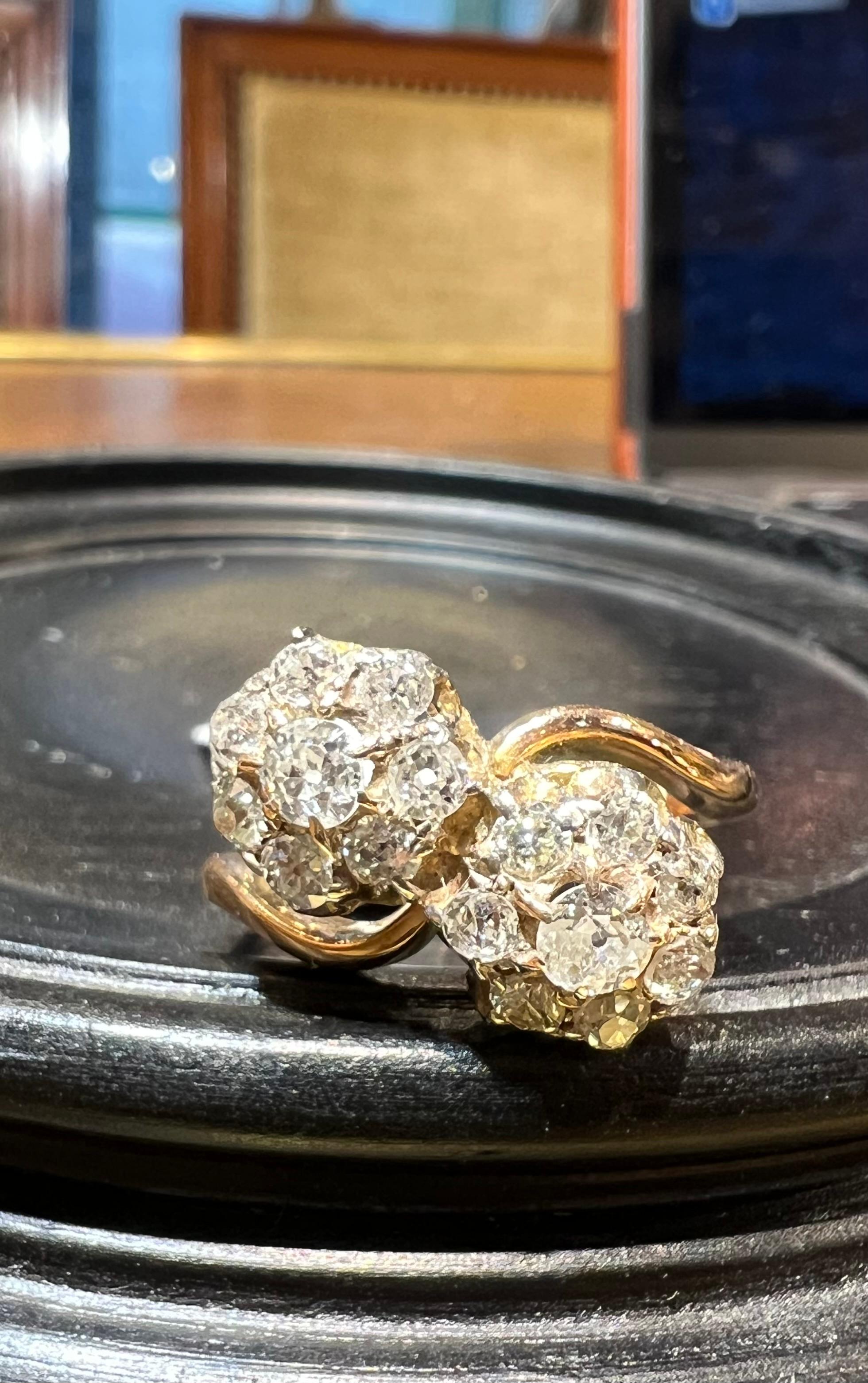Ring “toi et moi” pave diamonds “antique cut” for 1.20 carat 18 carat gold For Sale 6