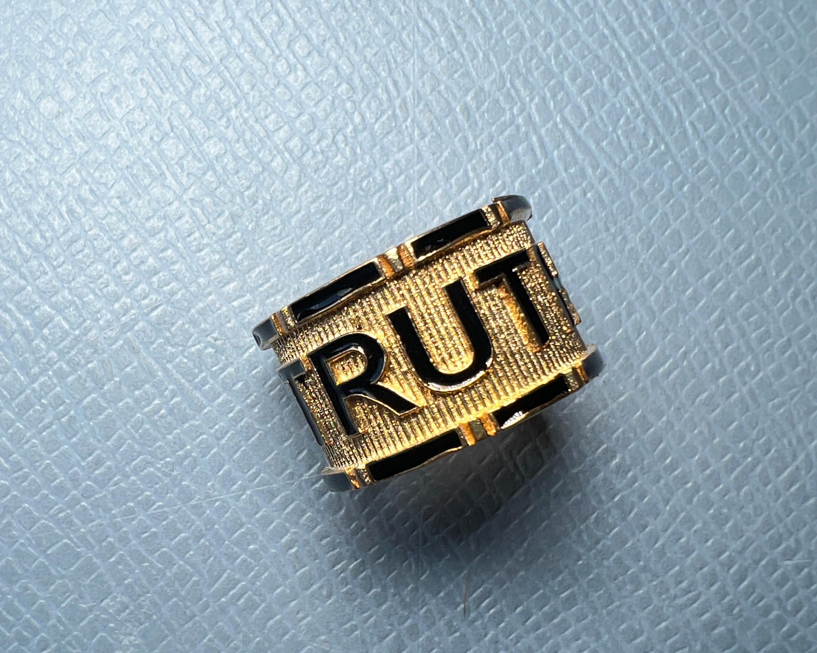 Victorian Style Ring Truth Black Enamel For Sale 7