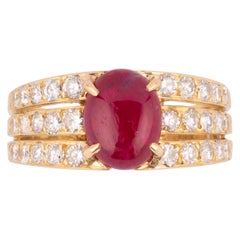 Ring Van Cleef 
Arpels Yellow Gold, Ruby and Diamonds