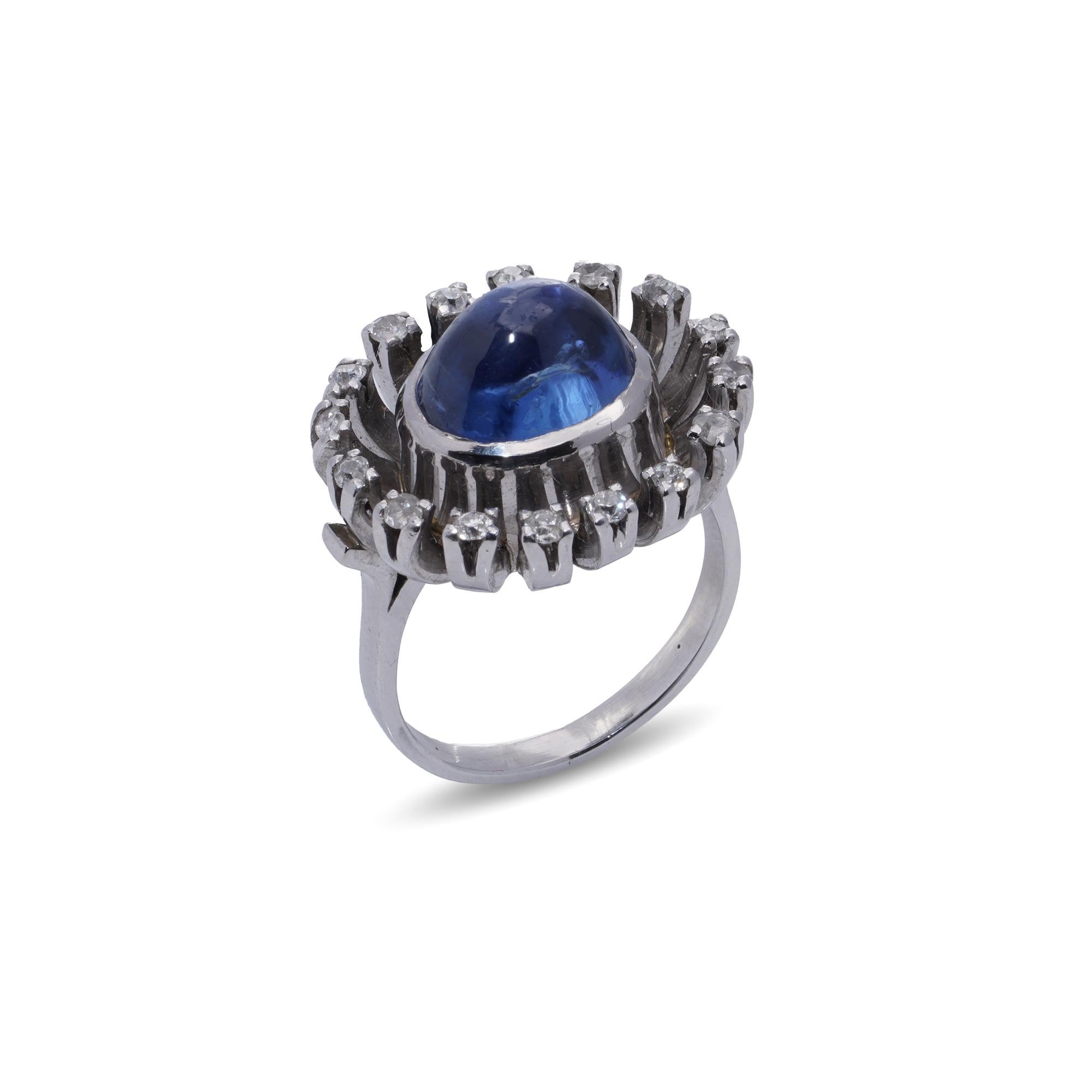 Bague vintage en saphir bleu cabochon (Cylan, non chauffé, naturel, non chauffé) et diamant en vente 3