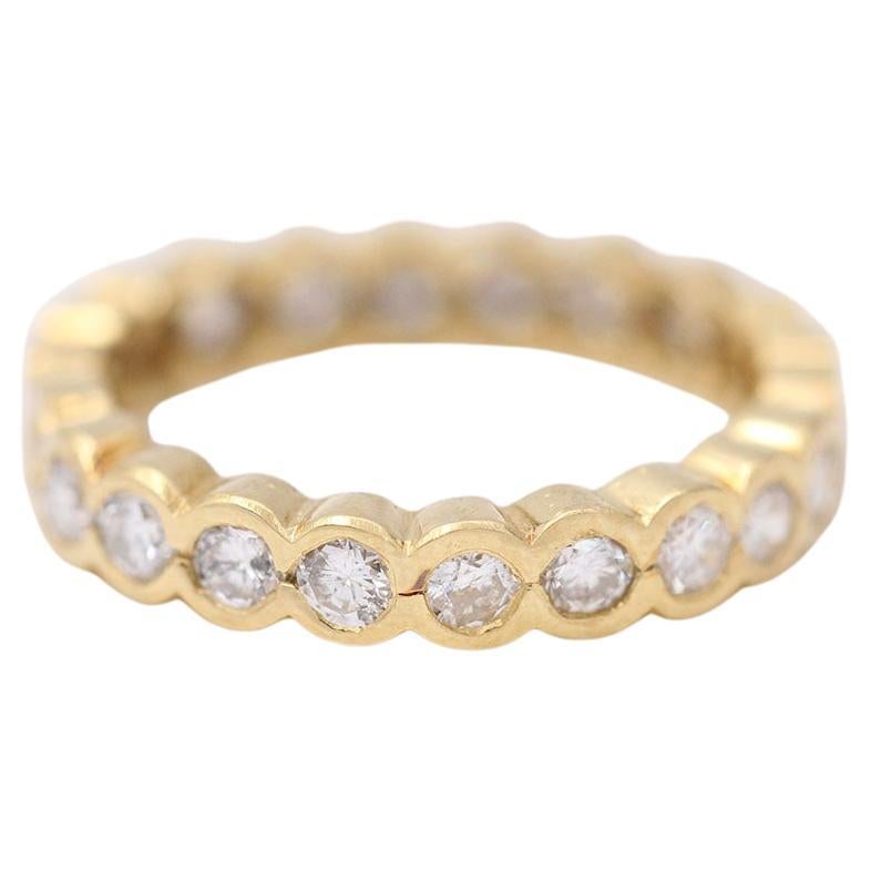 Ring Wedding Ring in Yellow Gold and Diamonds For Sale