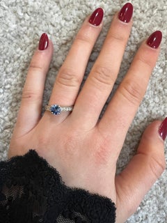 Ring White Gold 18 Carats Sapphire and Diamonds 0.800 Carats
