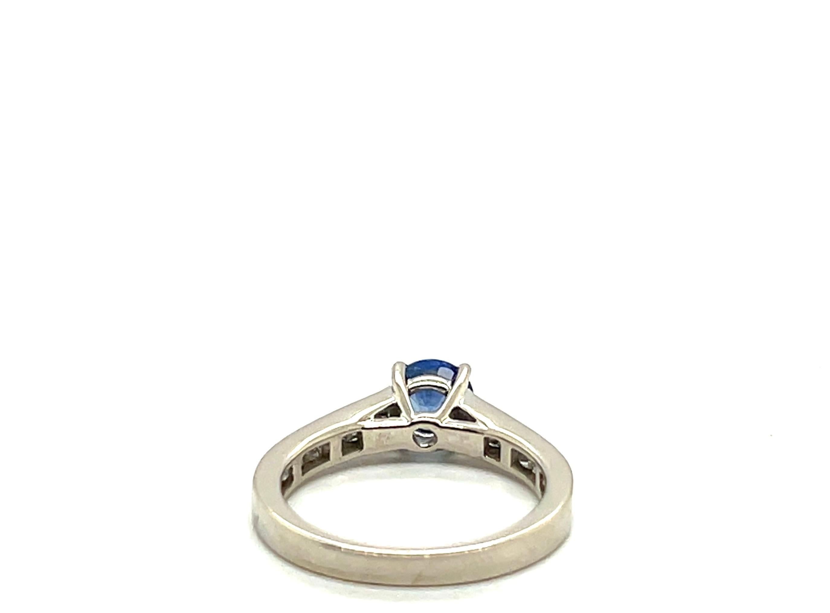 Ring White Gold 18 Carats Sapphire and Diamonds 0.800 Carats In New Condition For Sale In Vannes, FR