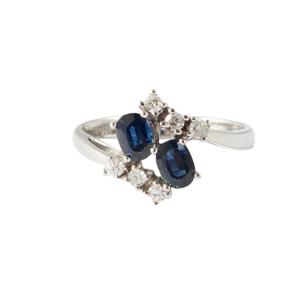 Oval Cut Ring White Gold Sapphires and Diamonds For Sale