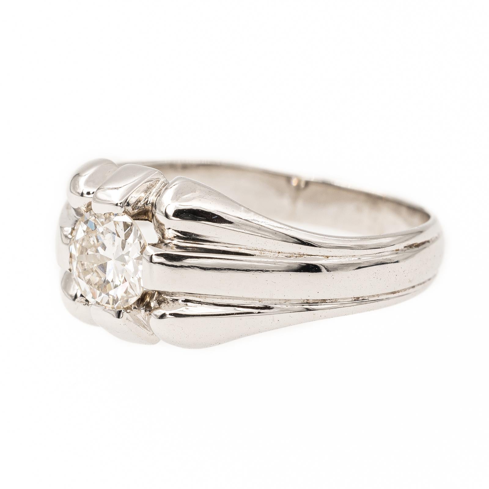 Ring aus Weißgold mit Diamanten (Alteuropäischer Schliff) im Angebot