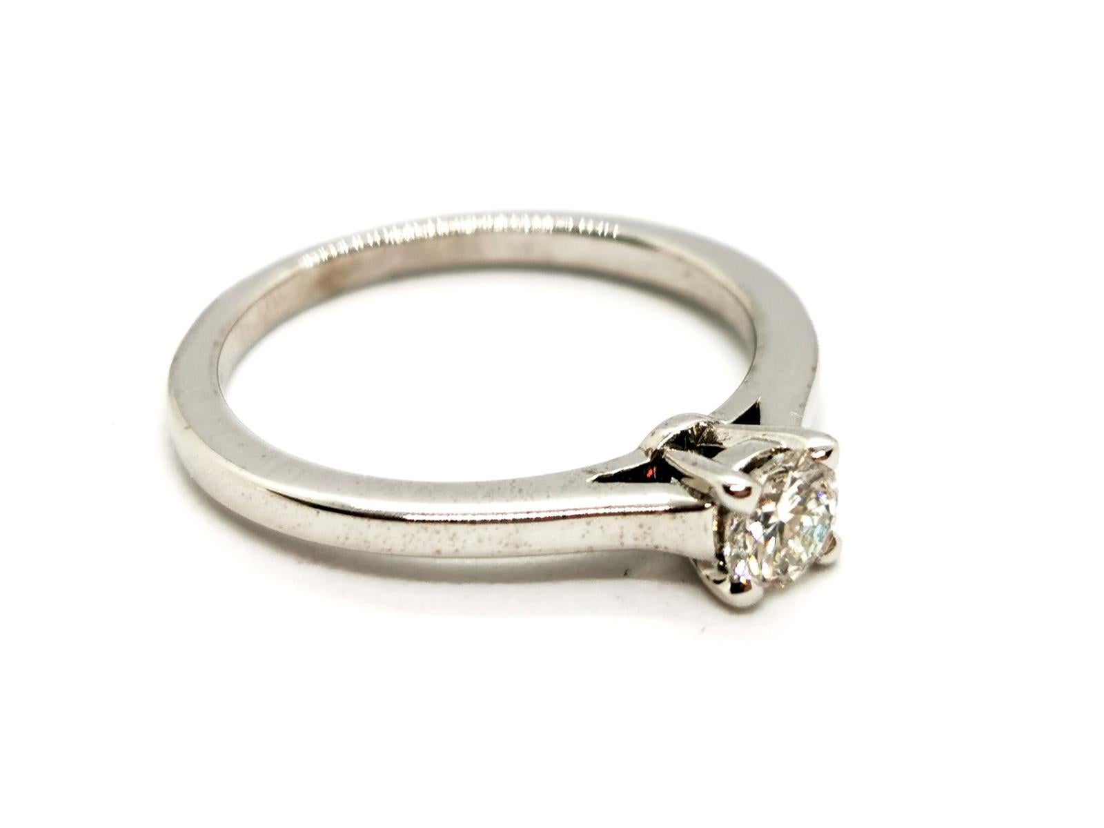 Ring White Gold Diamond For Sale 3